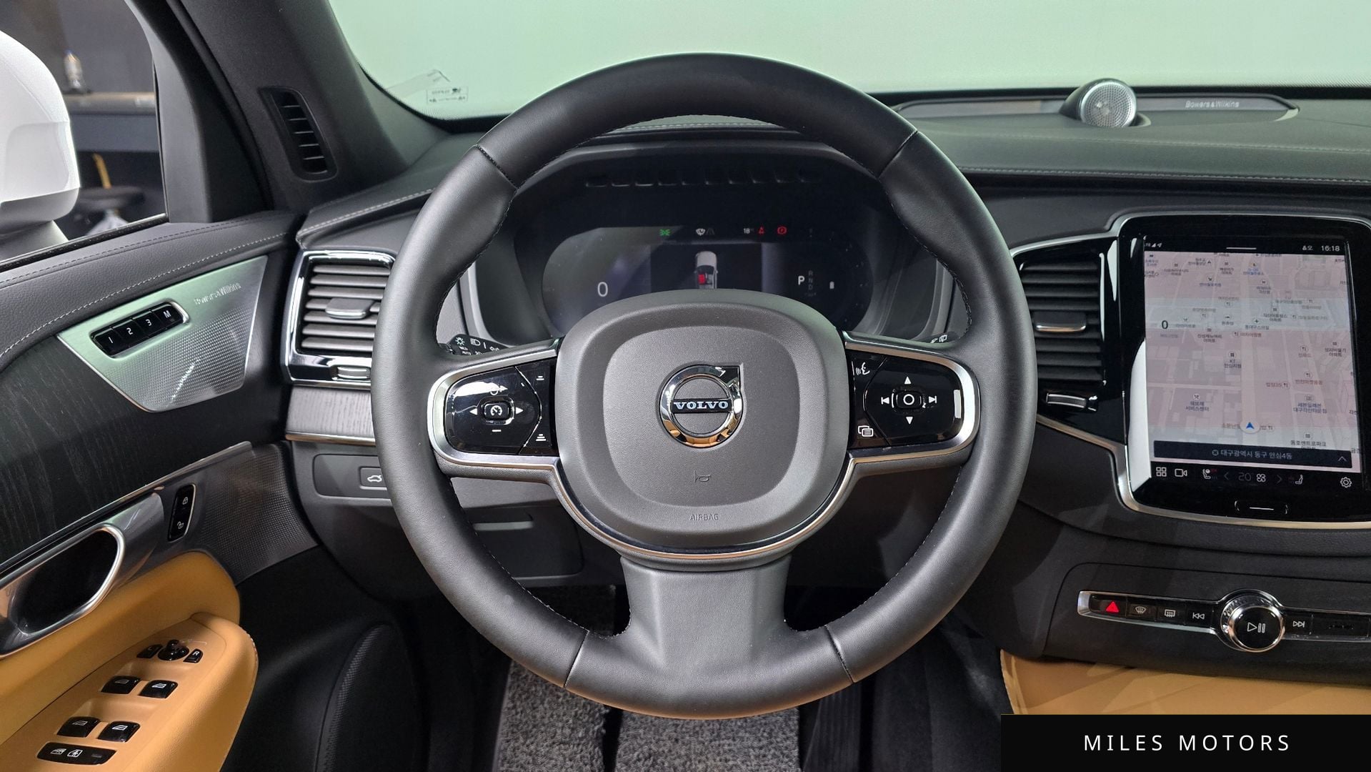 Volvo XC90 2023 — миниатюра 13
