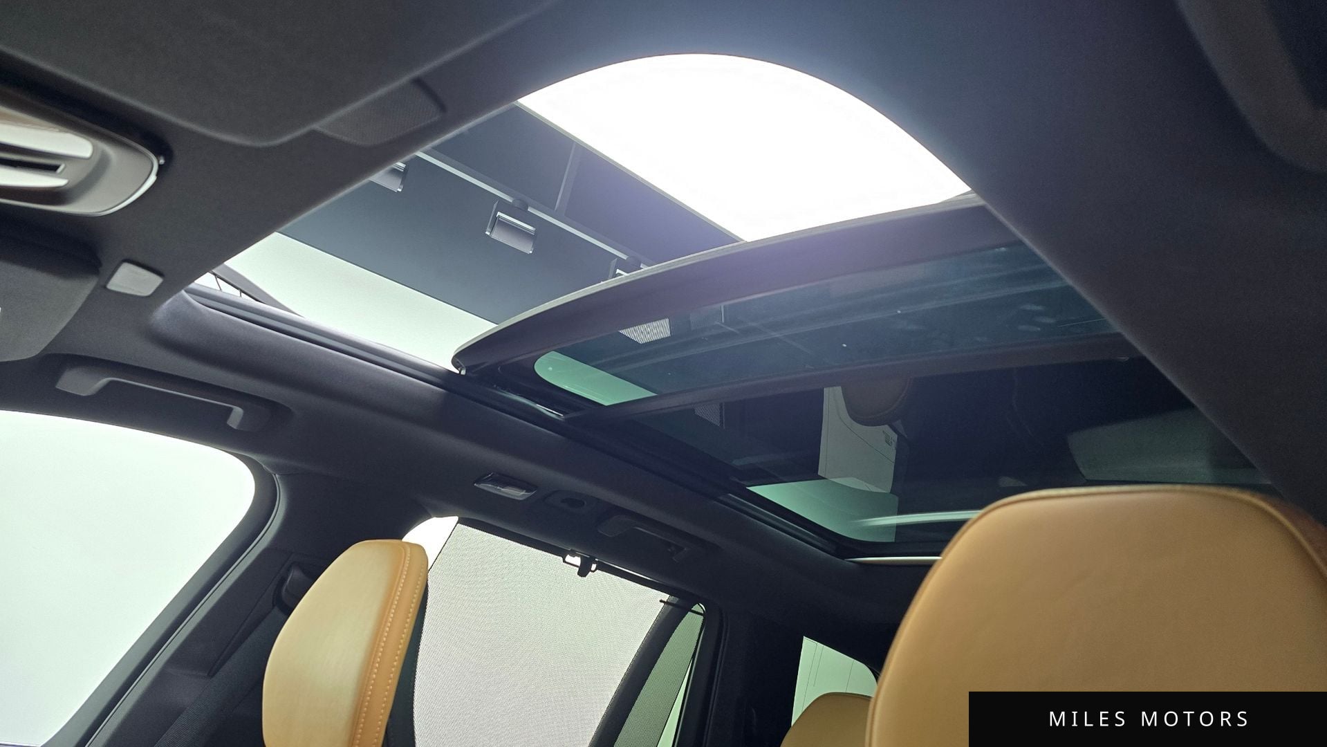 Volvo XC90 2023 — миниатюра 17