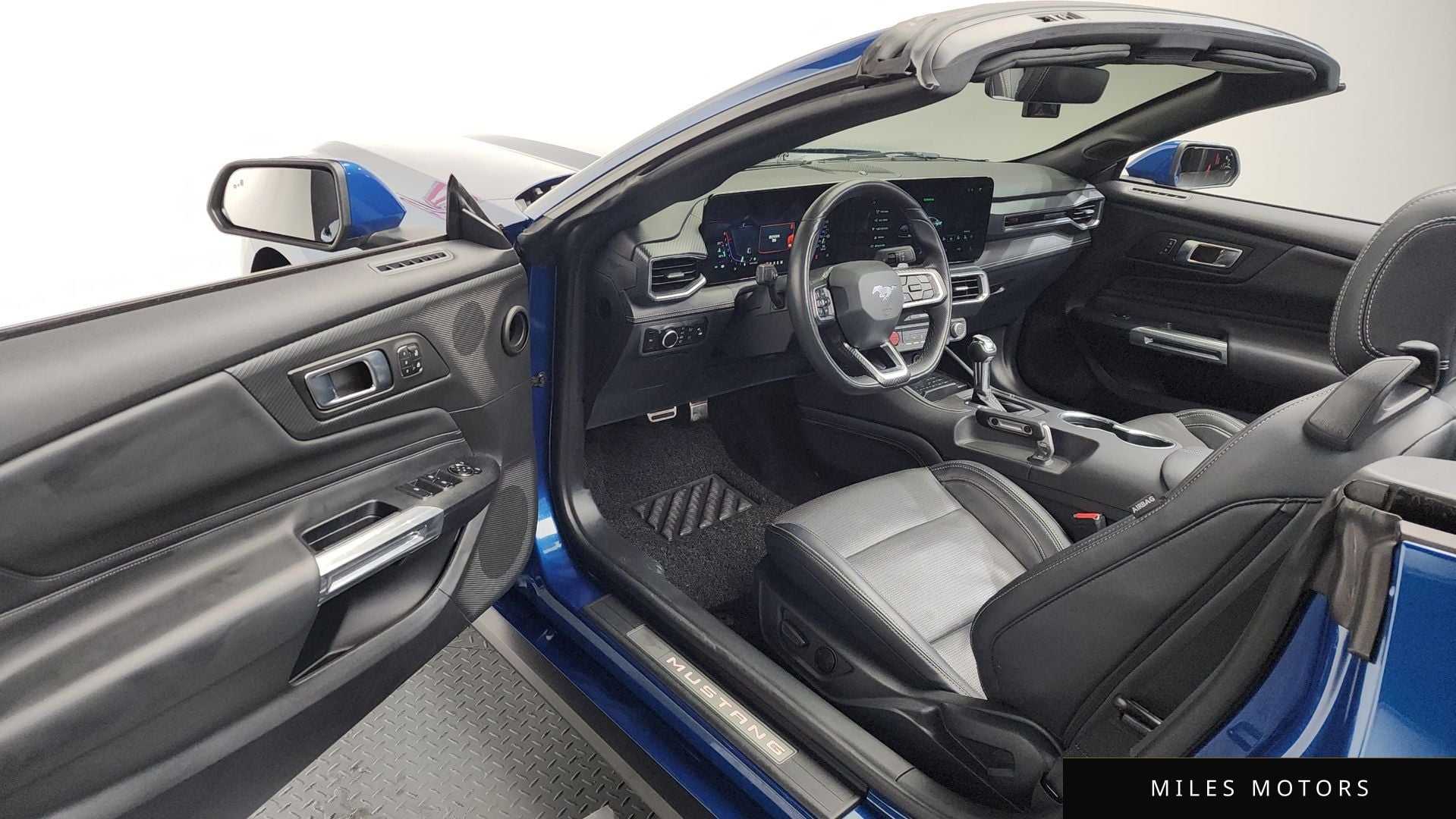 Ford Mustang 2024 — миниатюра 10