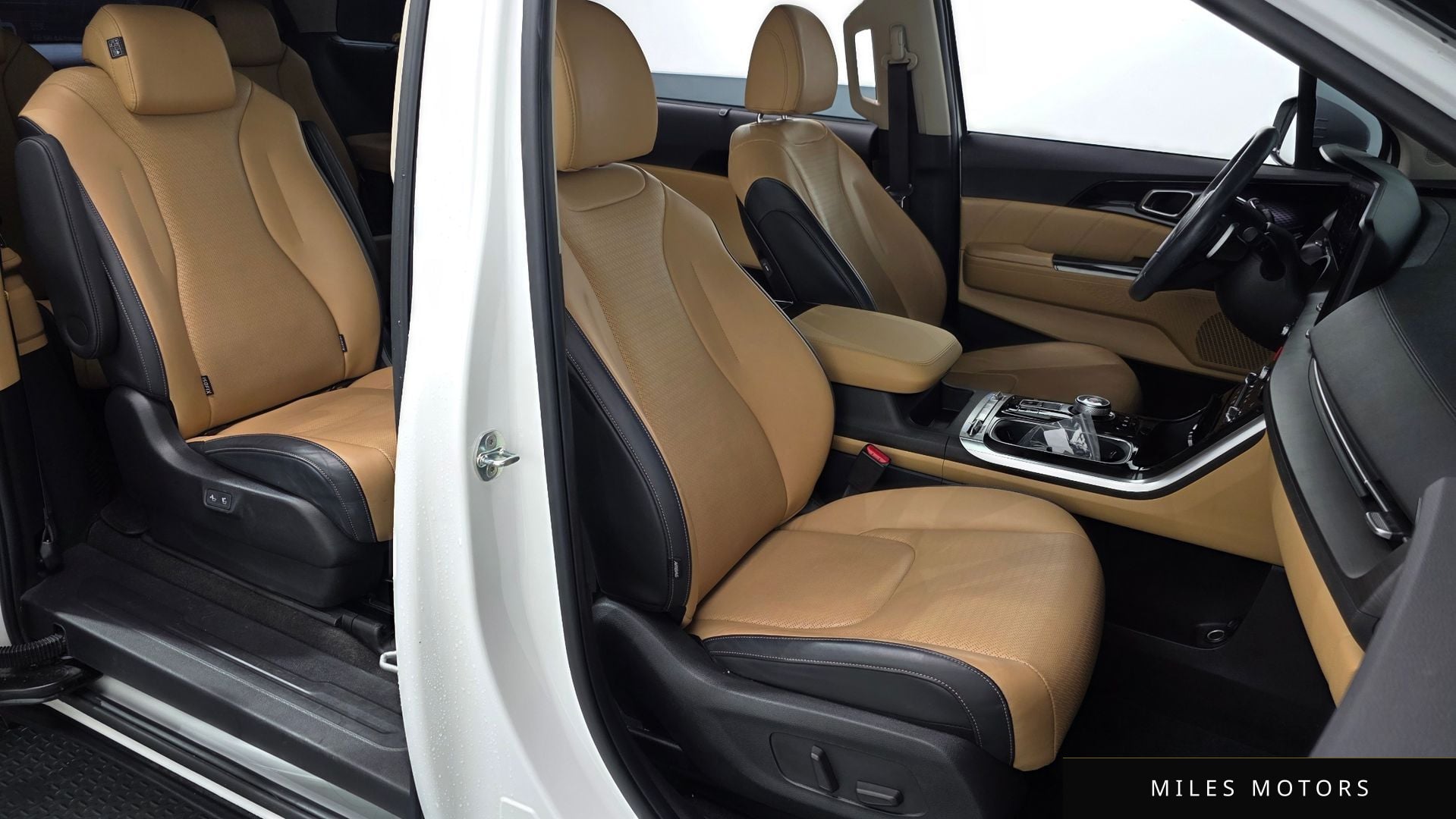 Kia Carnival 2022 — миниатюра 10