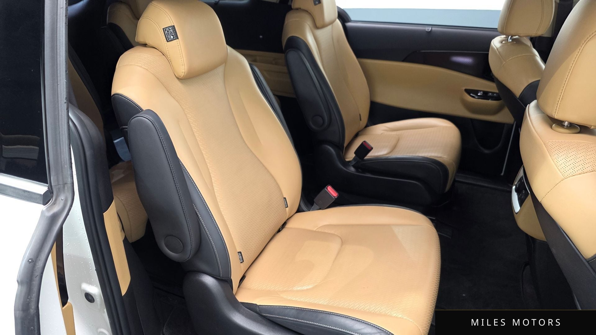 Kia Carnival 2022 — миниатюра 12