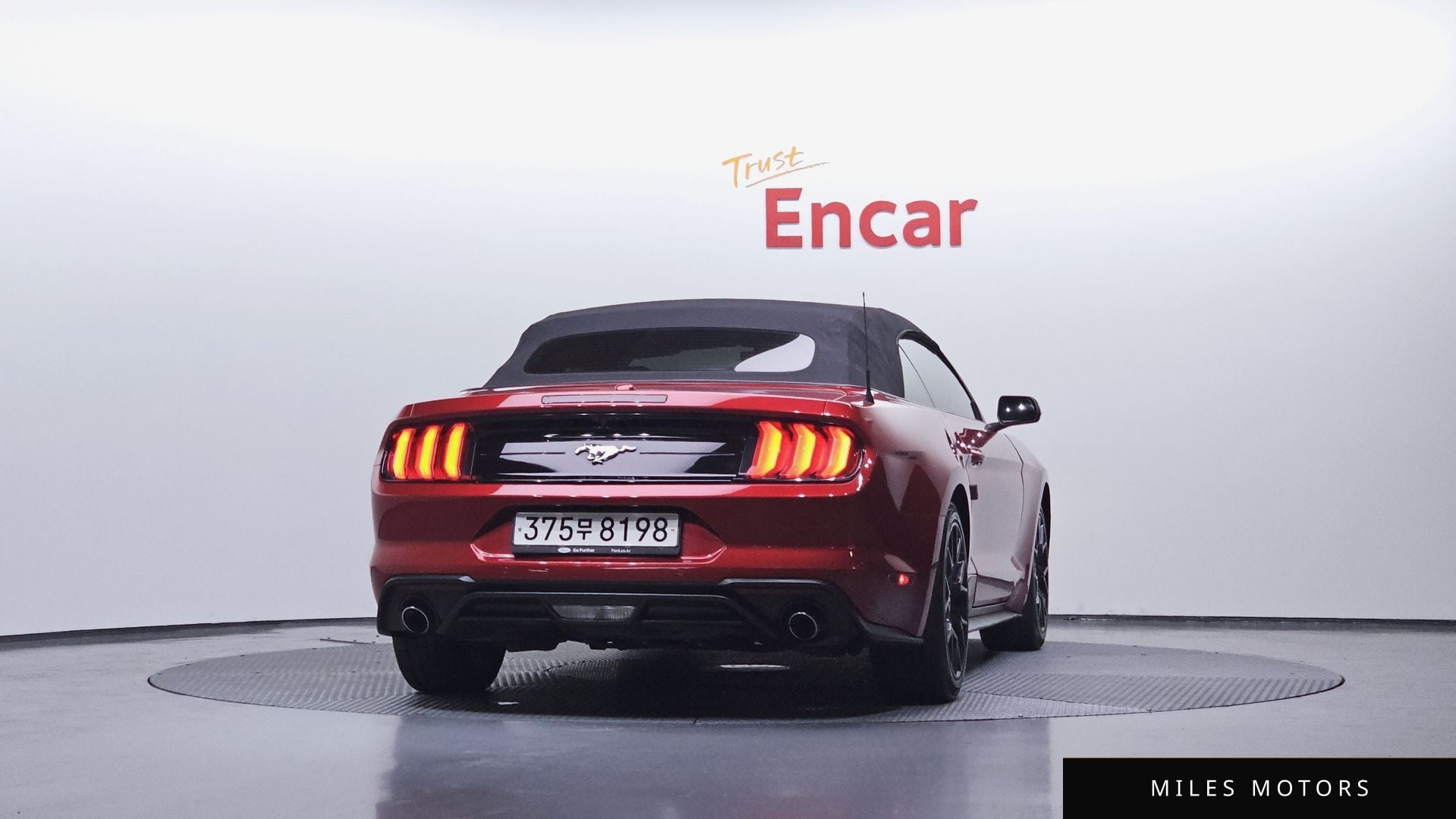 Ford Mustang 2022 — миниатюра 3