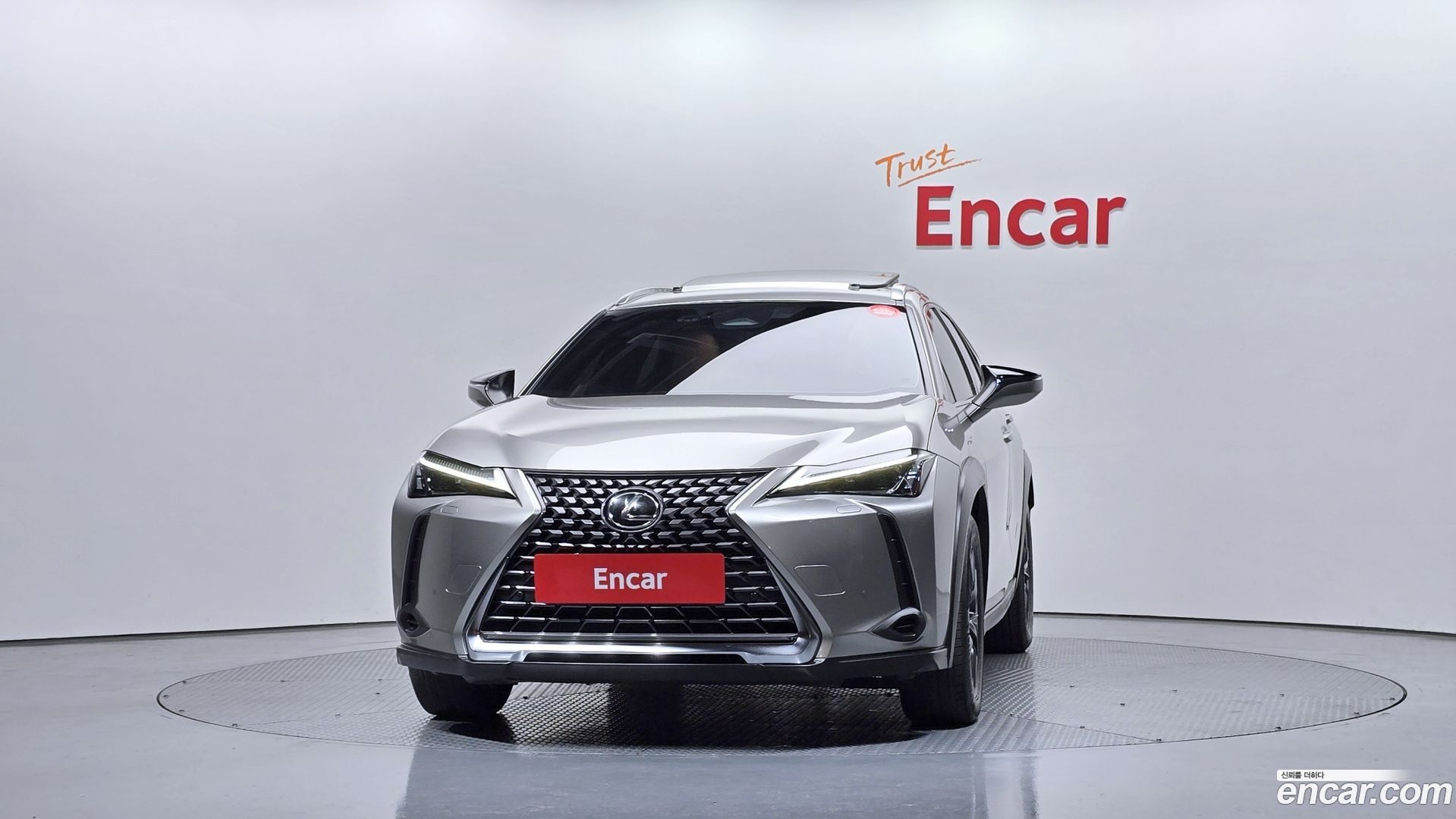 Лексус UX300h 2025 — миниатюра 3