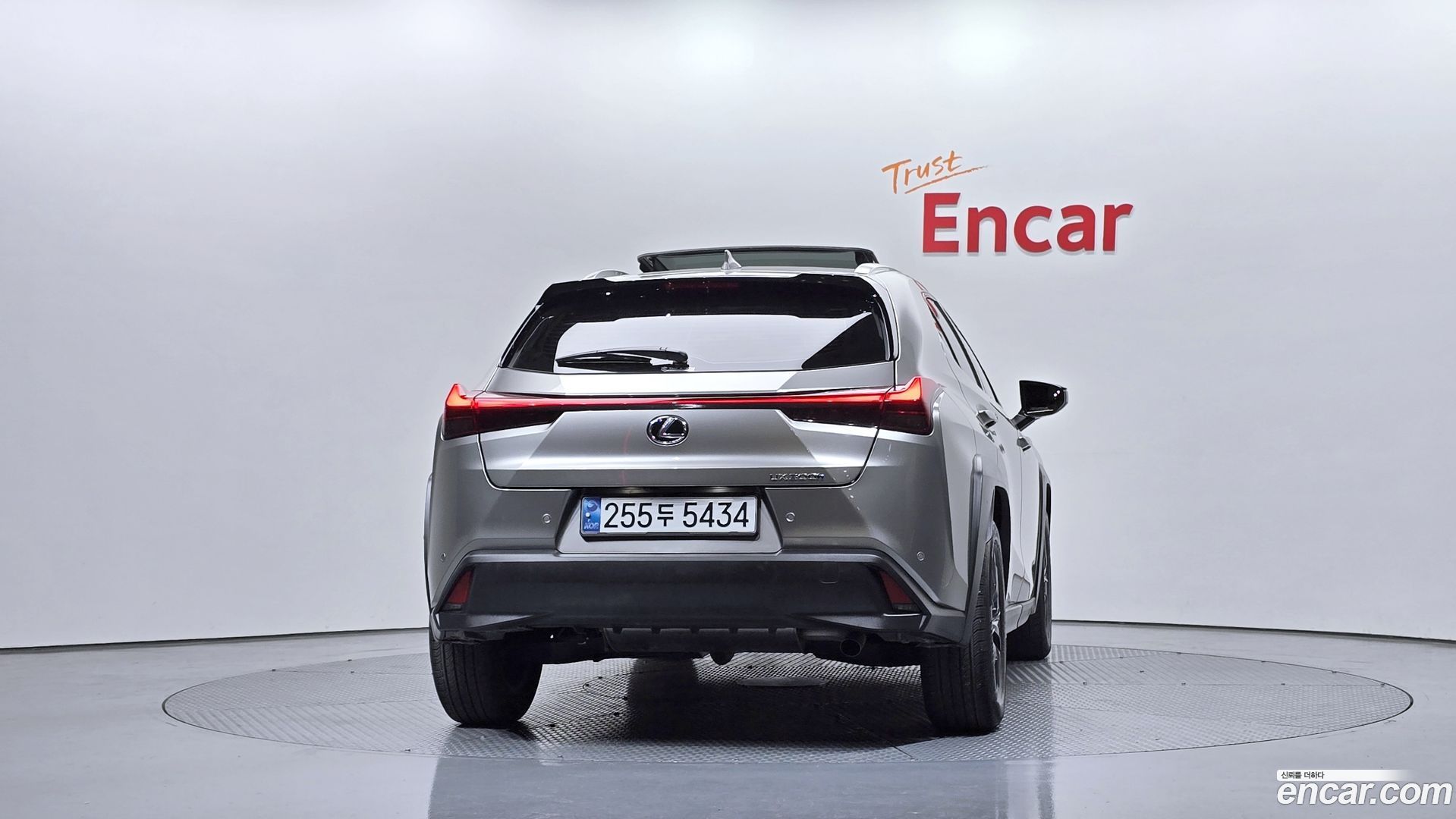 Лексус UX300h 2025 — миниатюра 4