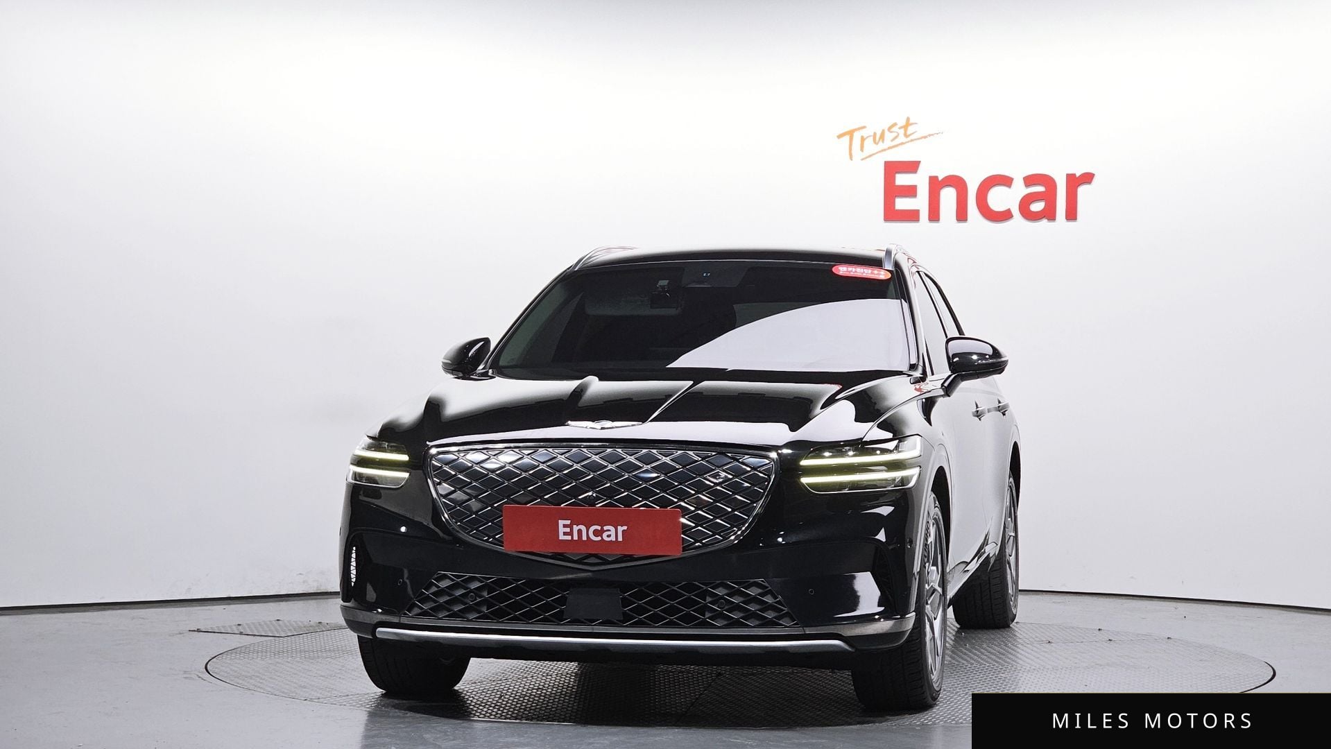 Genesis GV70 2022 — миниатюра 2