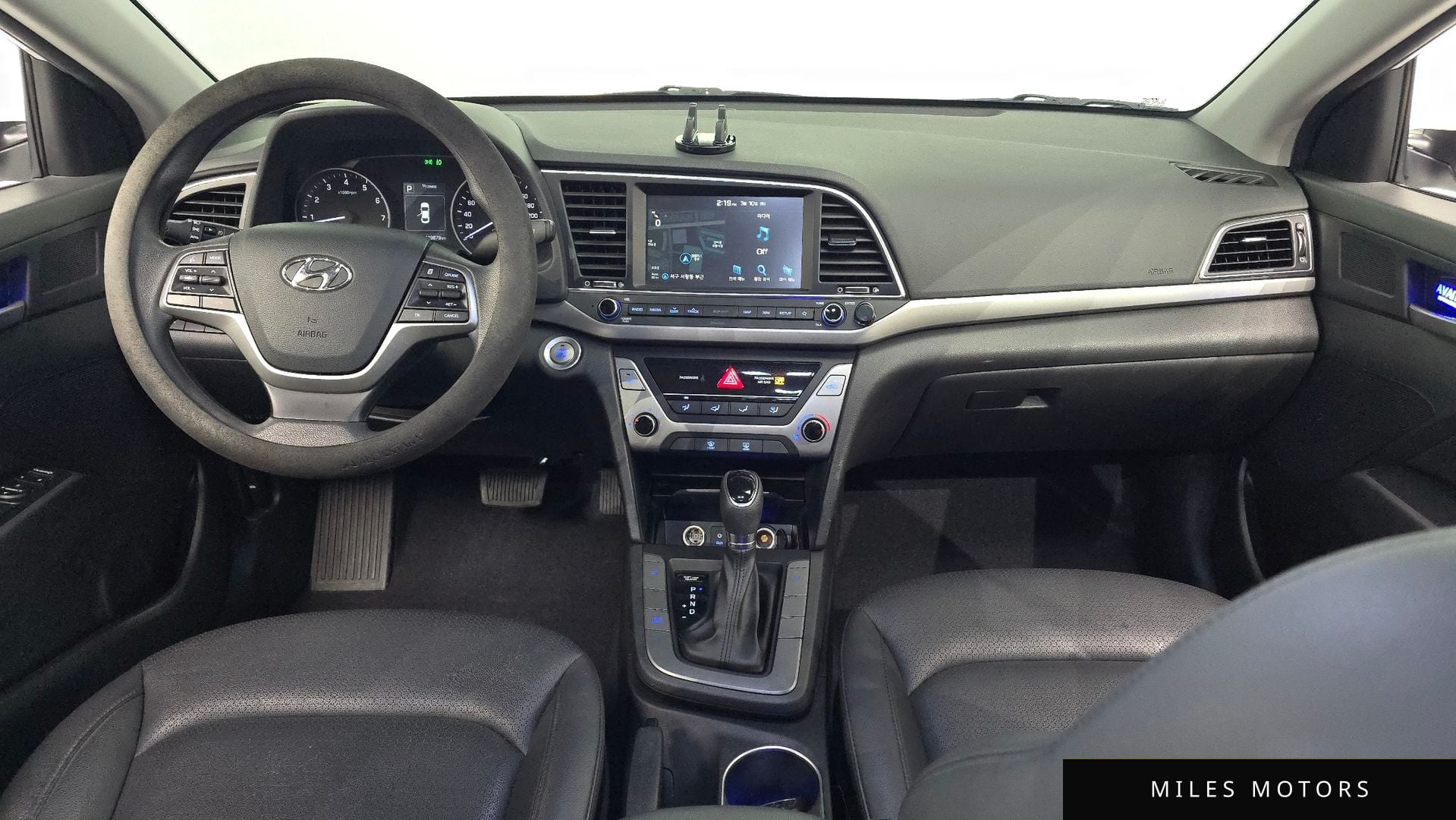Hyundai AVANTE 2018 — миниатюра 7