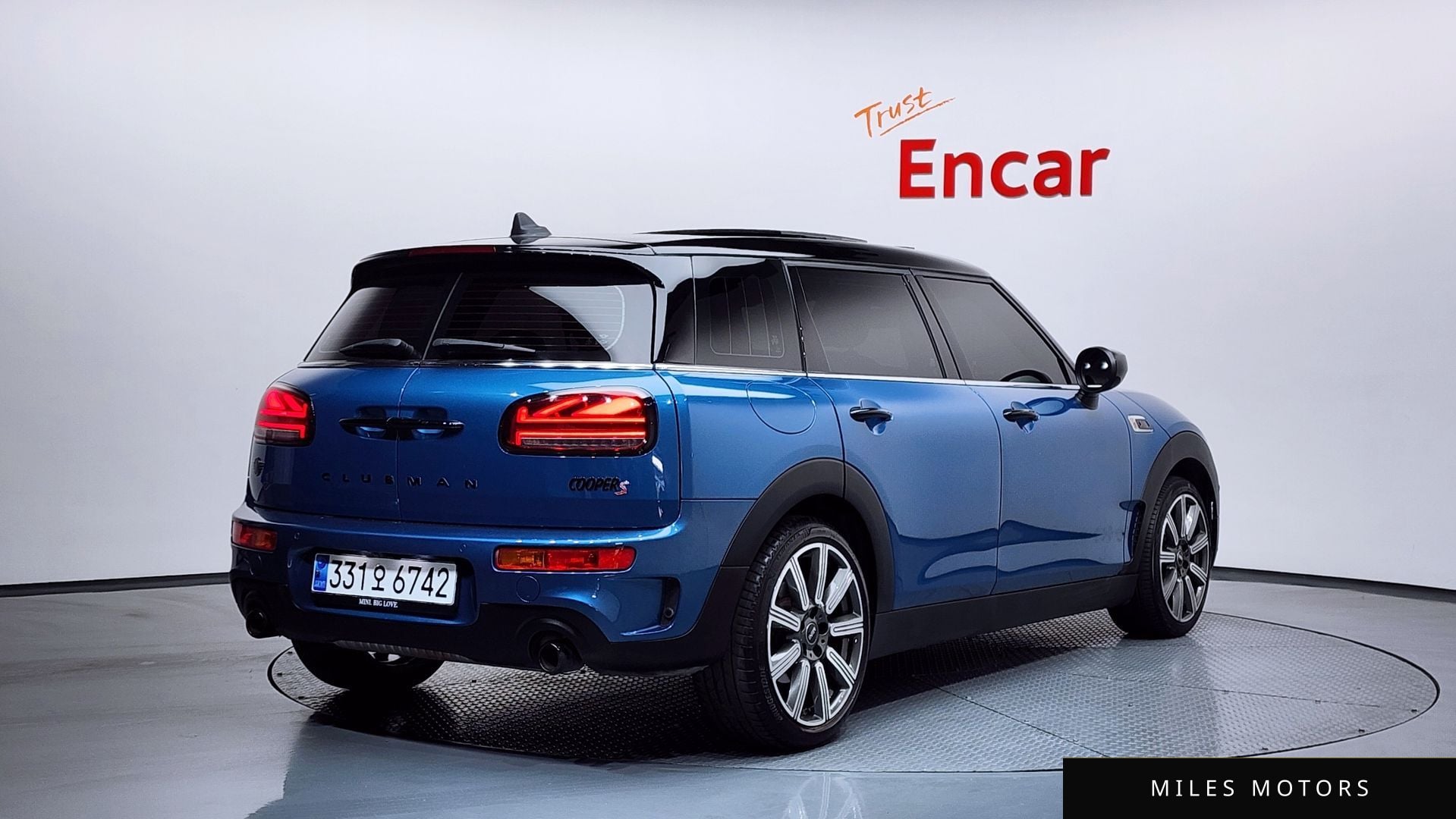 MINI Clubman 2023 — миниатюра 2