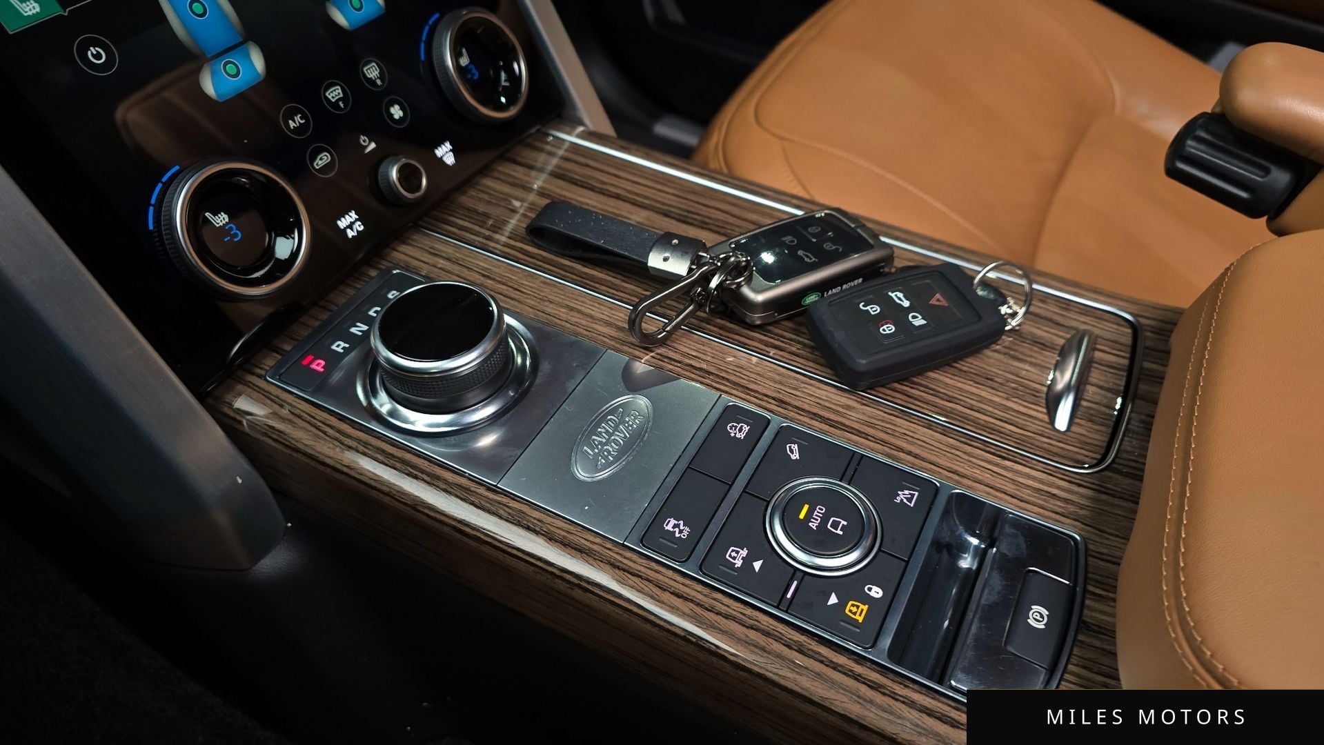 Land Rover Range Rover 2021 — миниатюра 9