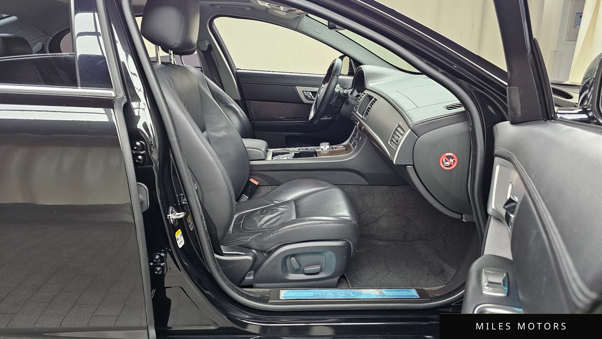 Jaguar New XF 2012 — миниатюра 11