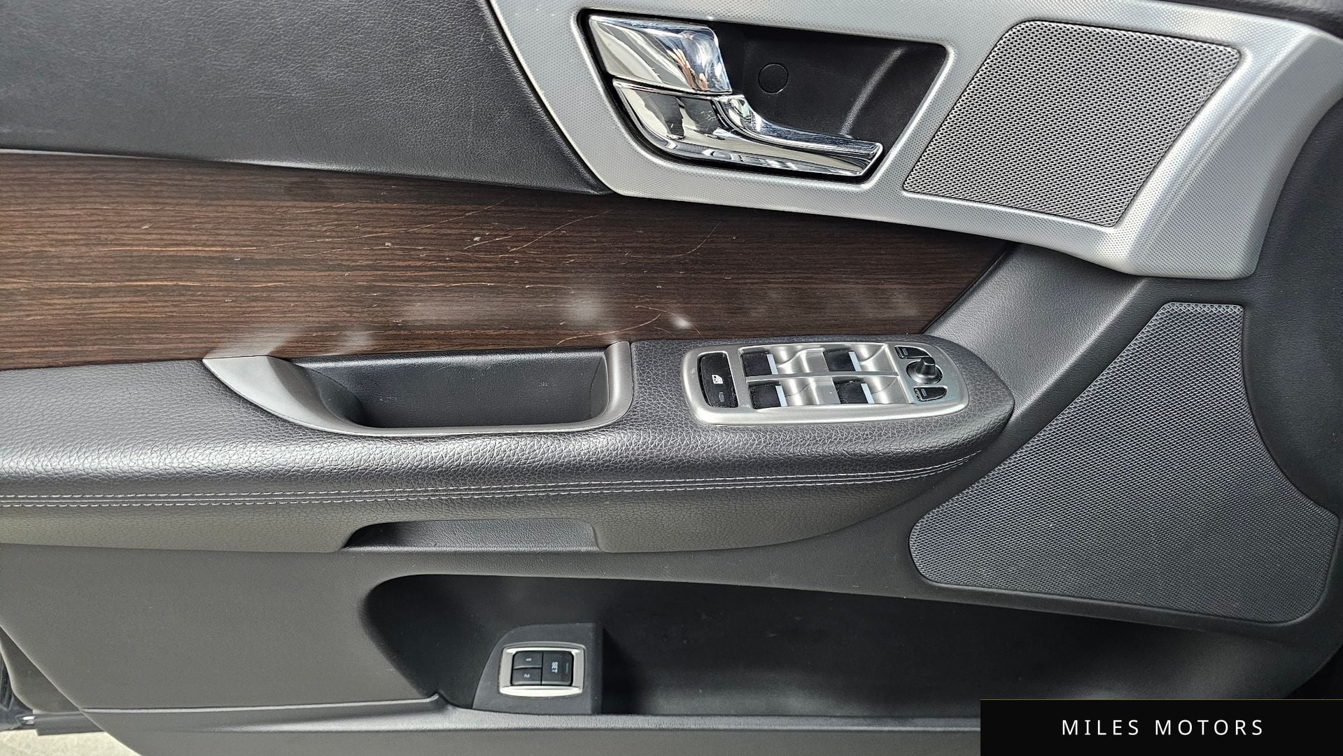 Jaguar New XF 2012 — миниатюра 14
