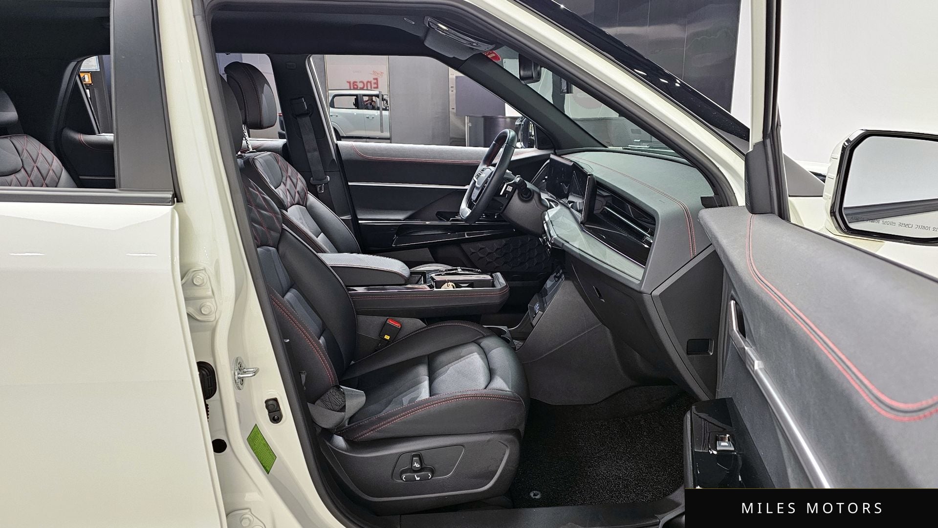 KG Mobility Actyon 2025 — миниатюра 10