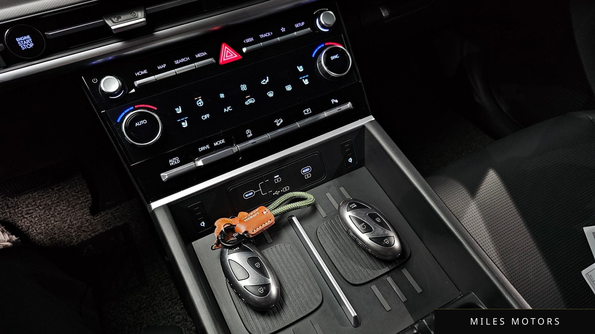 Hyundai 싼타페 (MX5) 2025 — миниатюра 19