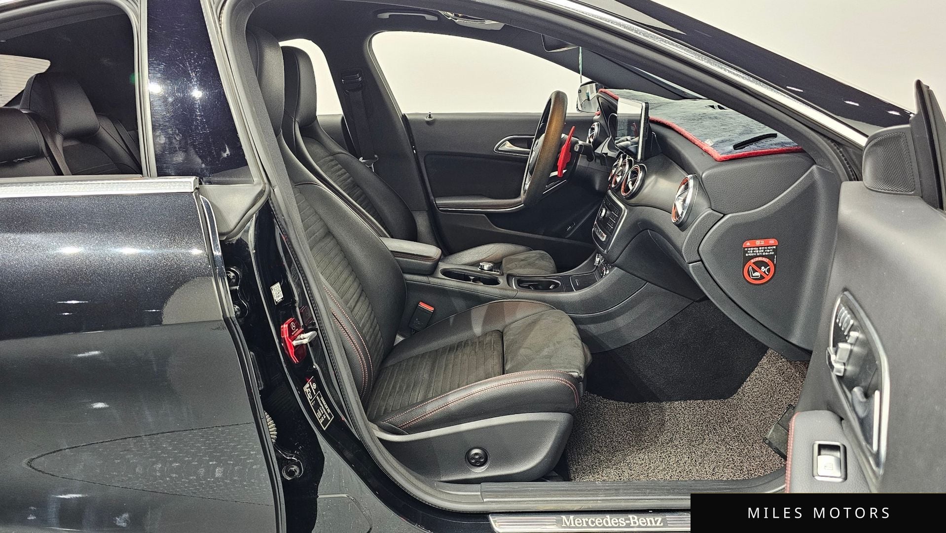 Mercedes-Benz CLA-Class C117 2018 — миниатюра 10