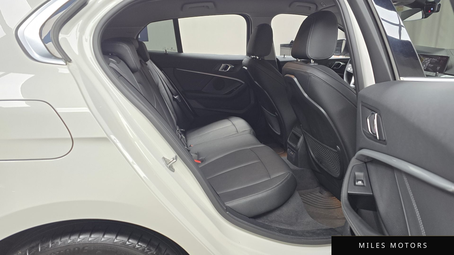 BMW 1 Series (F40) 2022 — миниатюра 12