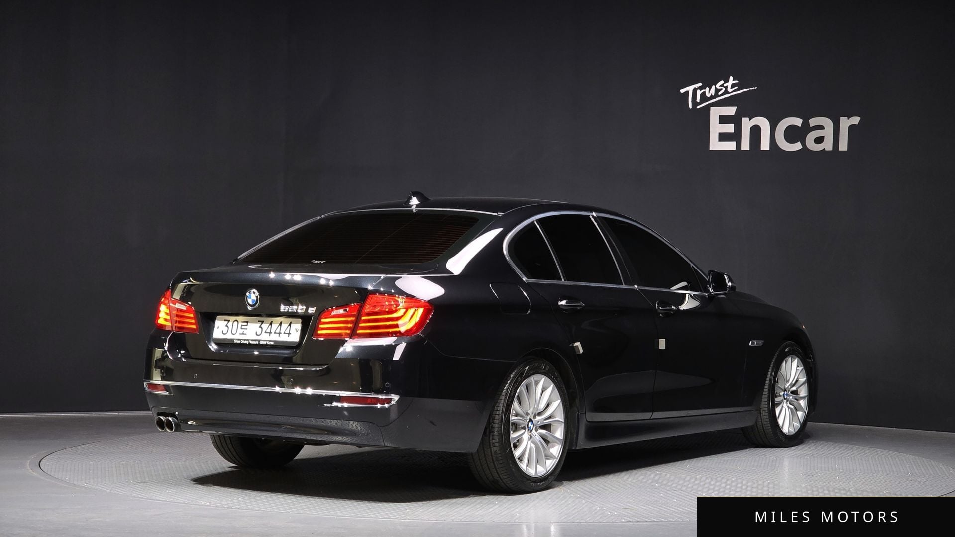 BMW 5시리즈 (F10) 2015 — миниатюра 2