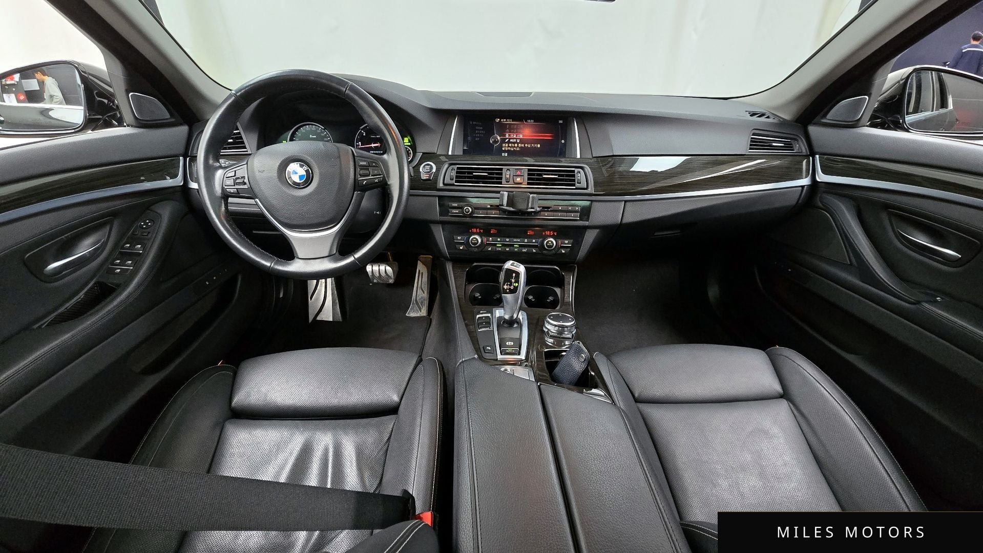 BMW 5시리즈 (F10) 2015 — миниатюра 7