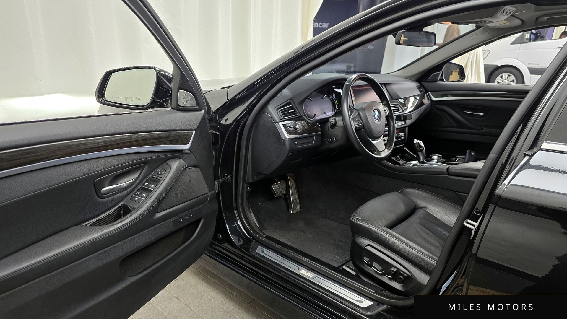 BMW 5시리즈 (F10) 2015 — миниатюра 10