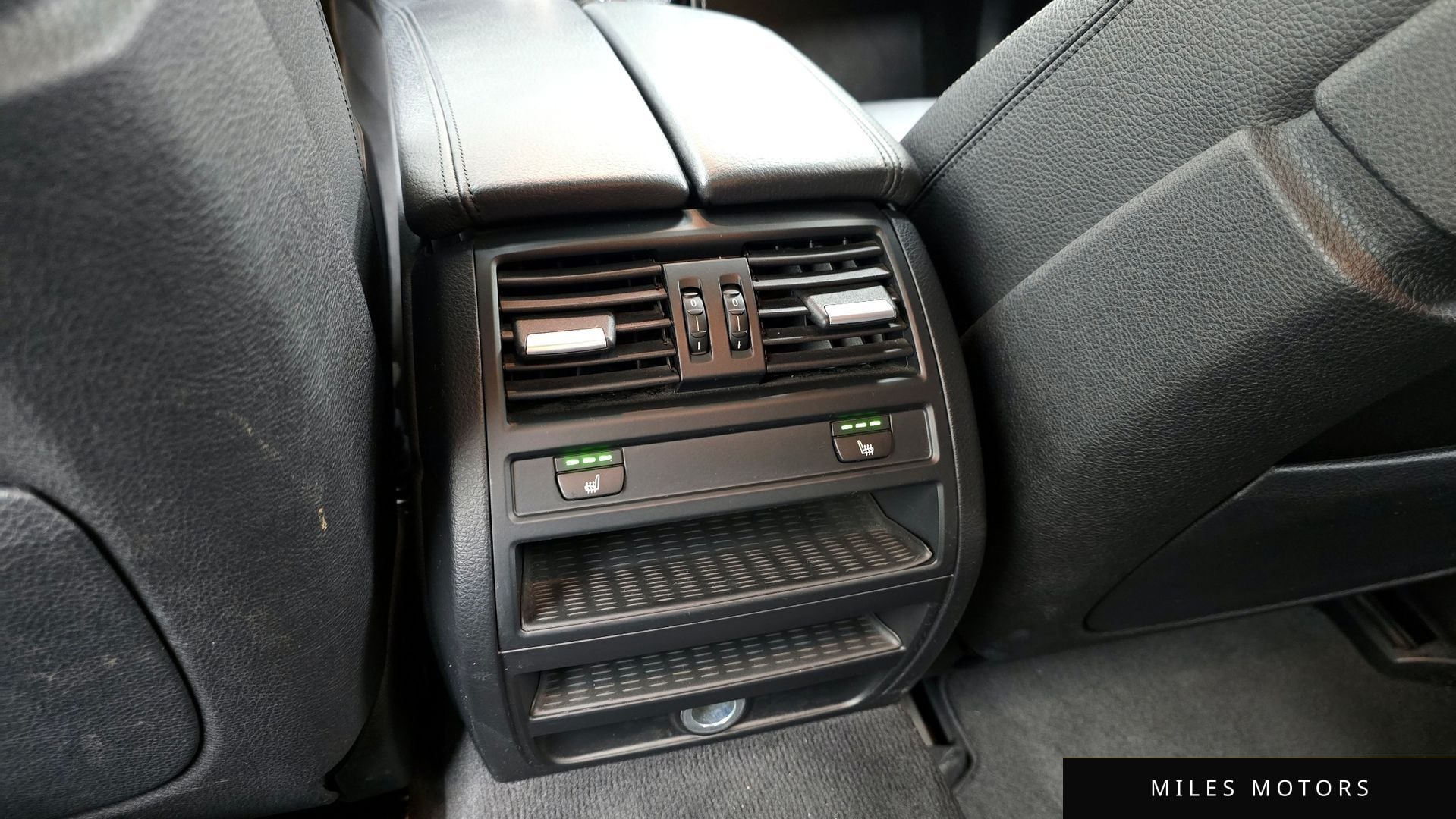 BMW 5시리즈 (F10) 2015 — миниатюра 17