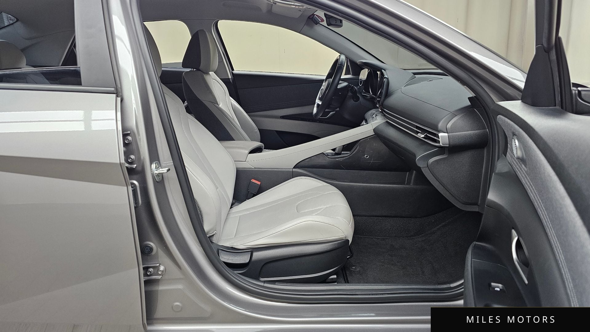 Hyundai AVANTE 2022 — миниатюра 11