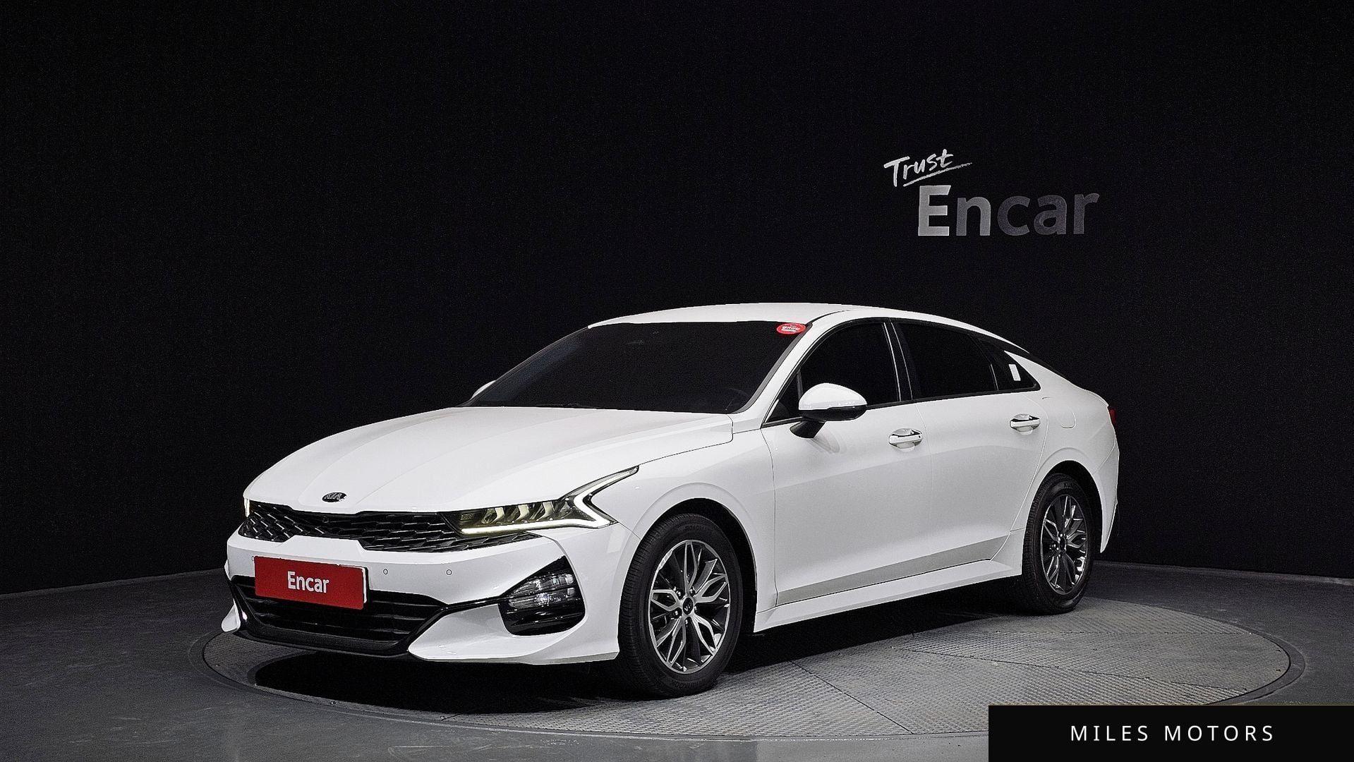 Kia K5 2021 — фото 1 из 12