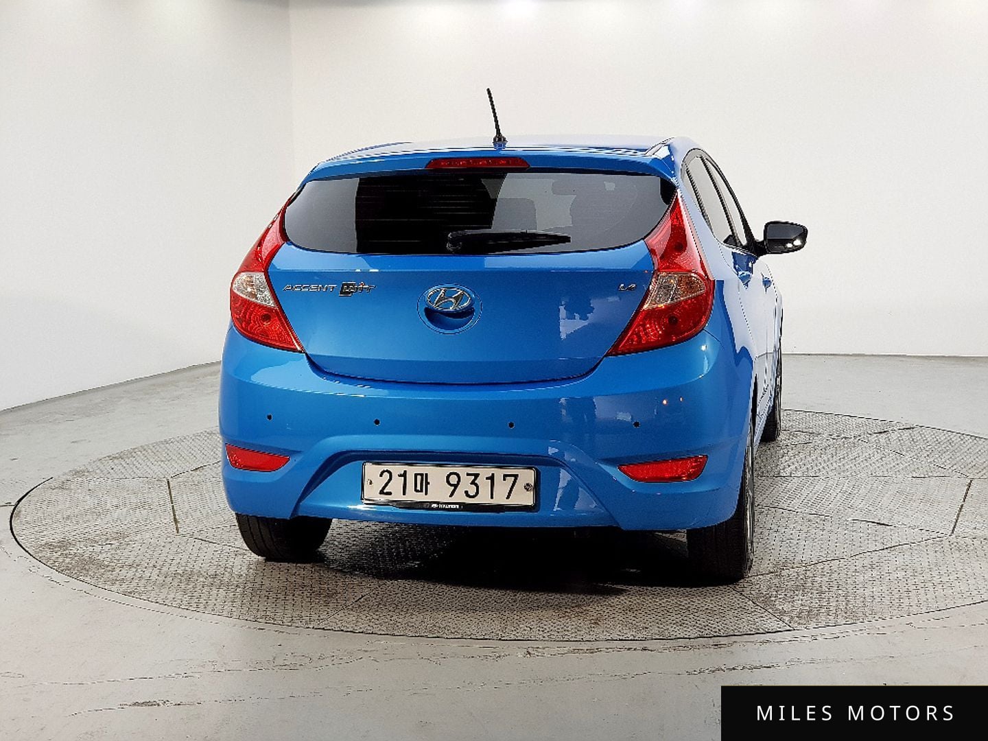 Hyundai Accent 2018 — миниатюра 4