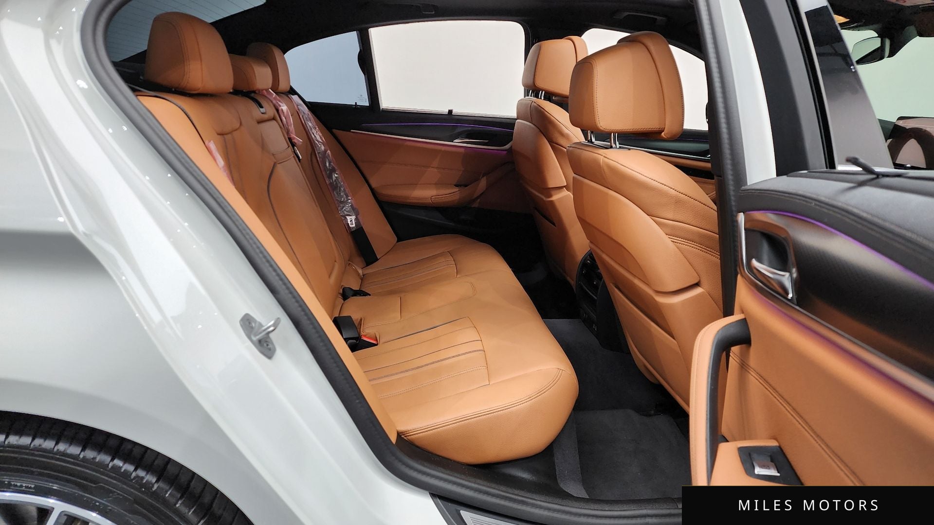 BMW 5 Series (G30) 2023 — миниатюра 12