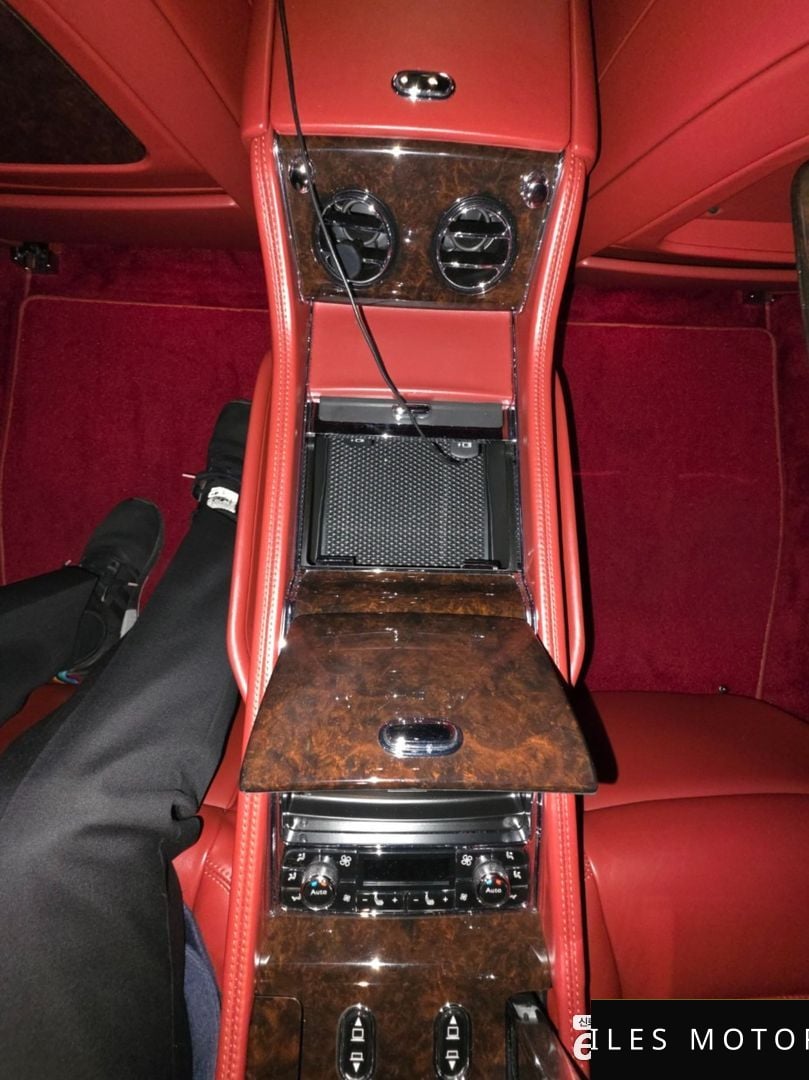 Bentley Mulsanne 2019 — миниатюра 11
