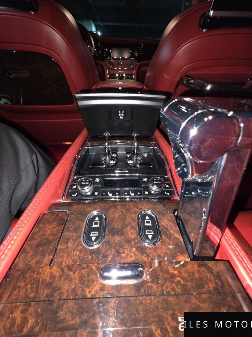 Bentley Mulsanne 2019 — миниатюра 12
