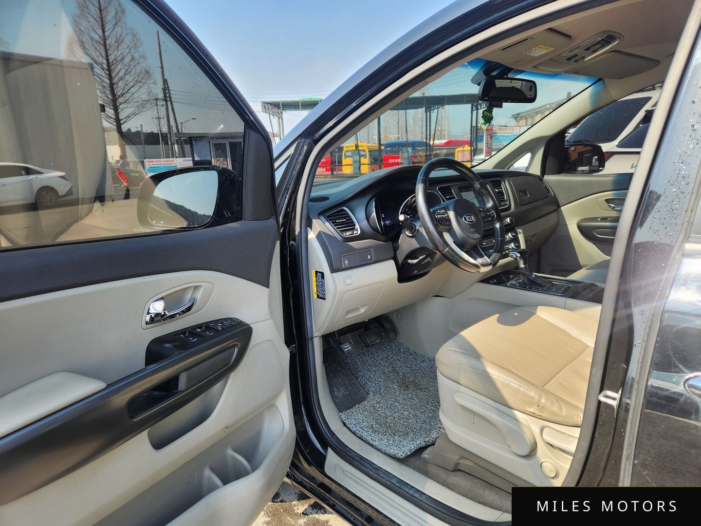 Kia Canival 2018 — миниатюра 12