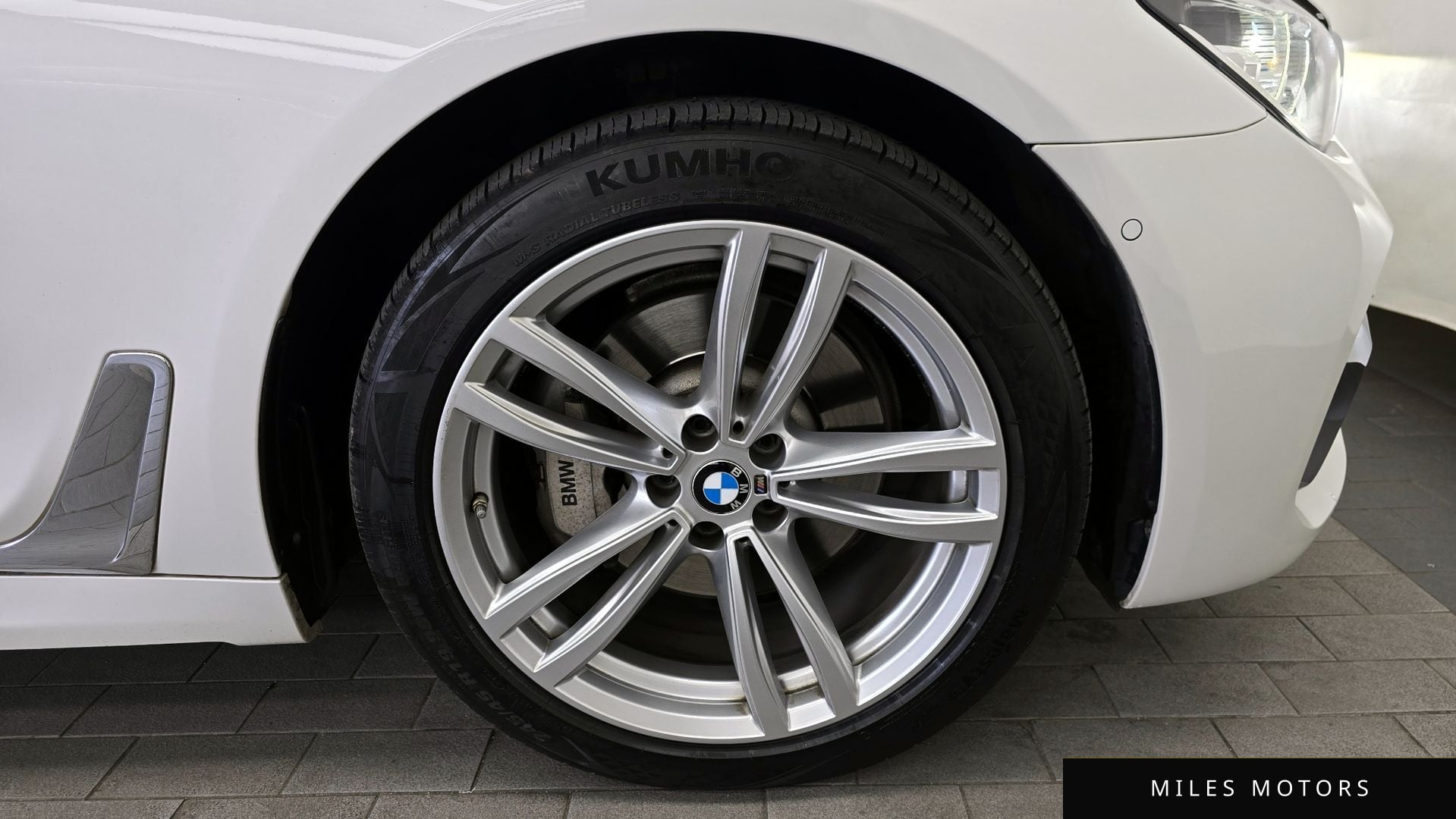 BMW 7 Series (G11) 2017 — миниатюра 5