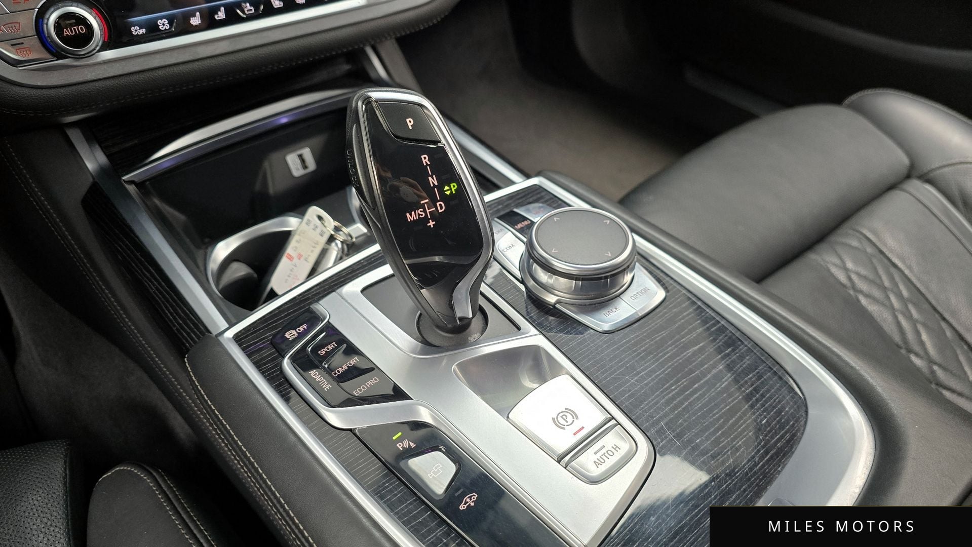 BMW 7 Series (G11) 2017 — миниатюра 9
