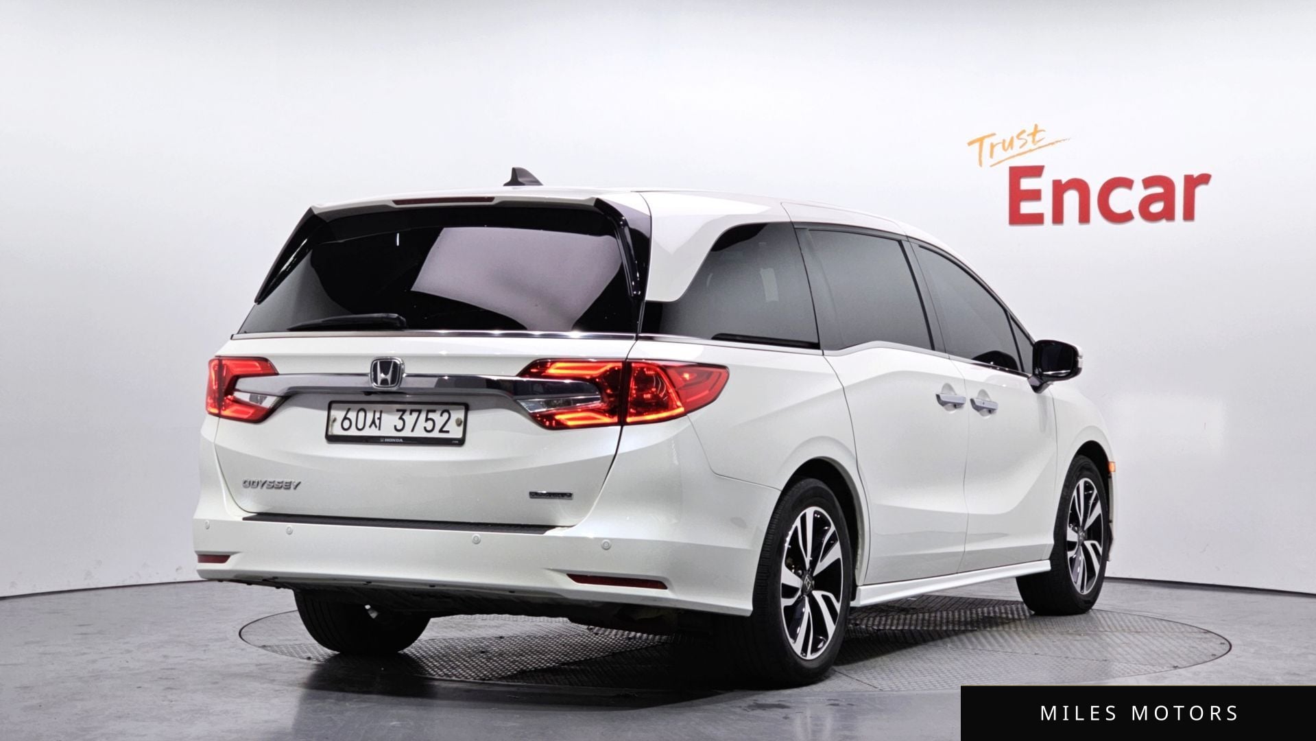 Honda Odyssey 2018 — миниатюра 2