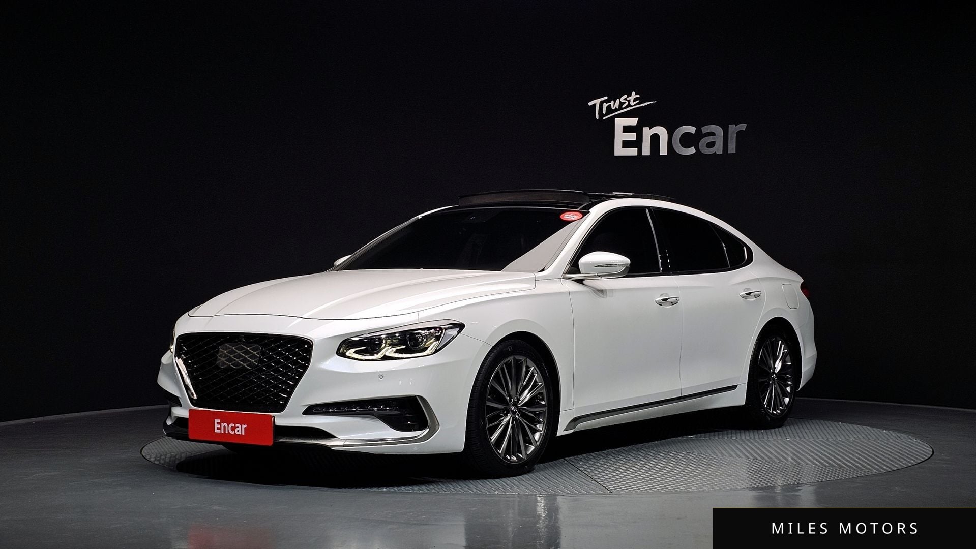 Hyundai Grandeur 2019 — фото 1 из 12