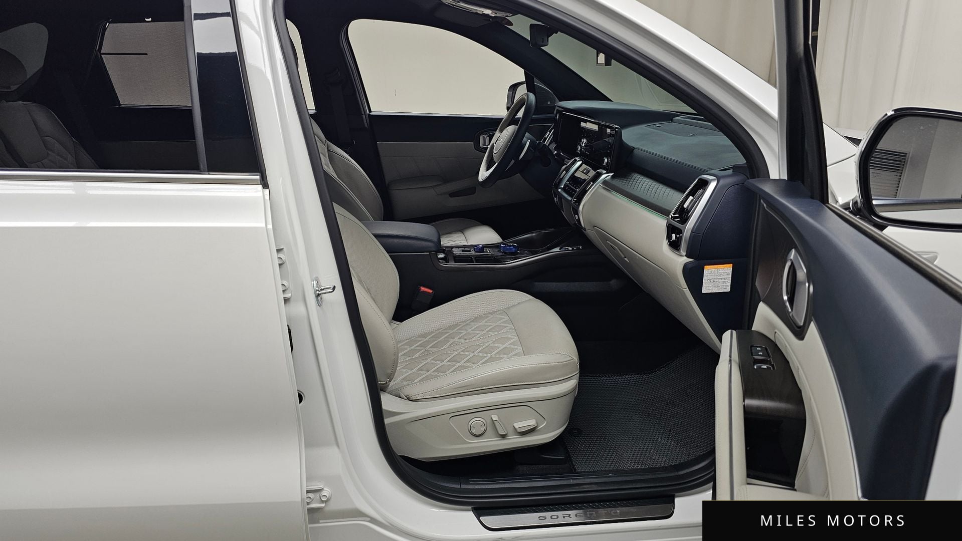 Kia Sorento 2023 — миниатюра 11