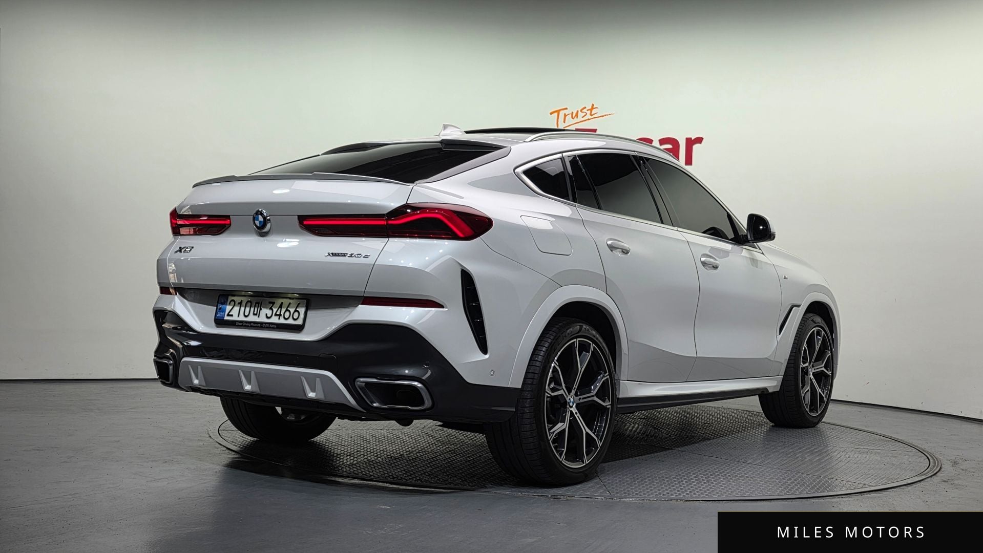 BMW X6 (G06) 2022 — миниатюра 2