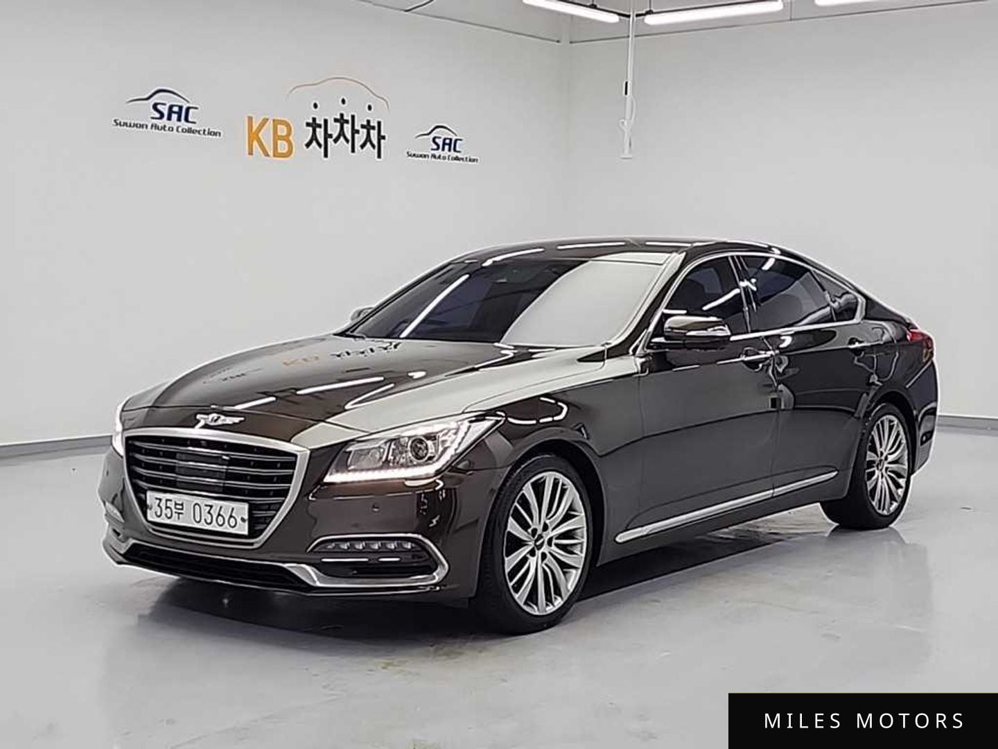 Genesis G80 2017 — фото 1 из 12