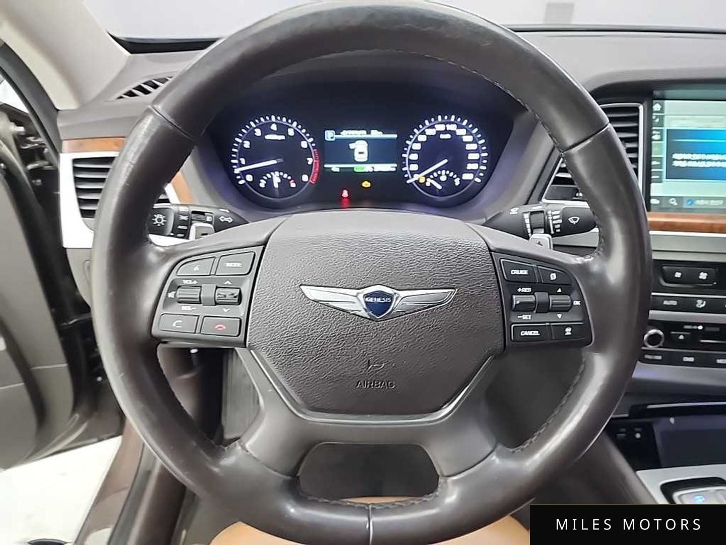 Genesis G80 2017 — миниатюра 9