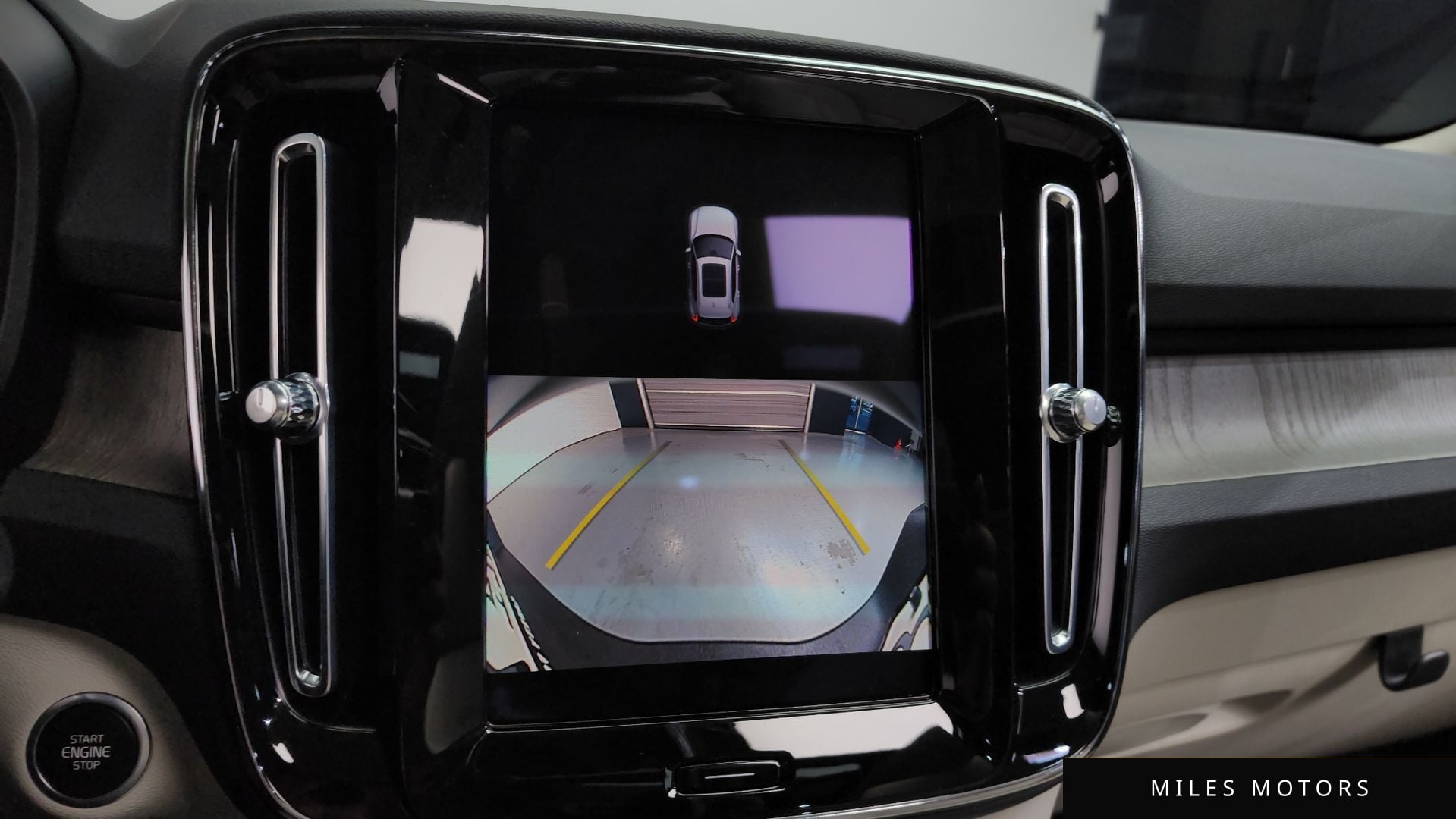 Volvo XC40 2023 — миниатюра 15