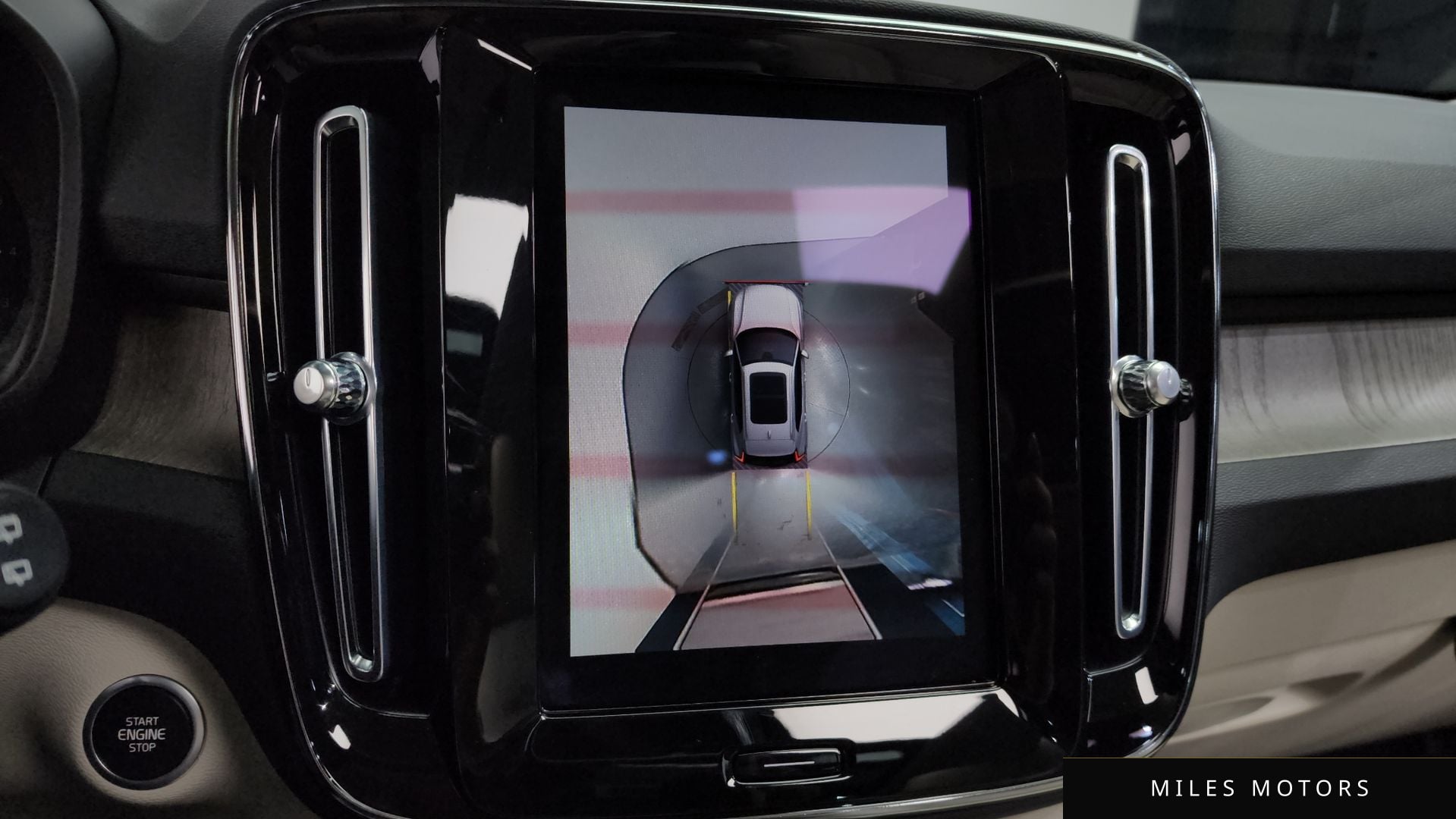 Volvo XC40 2023 — миниатюра 16
