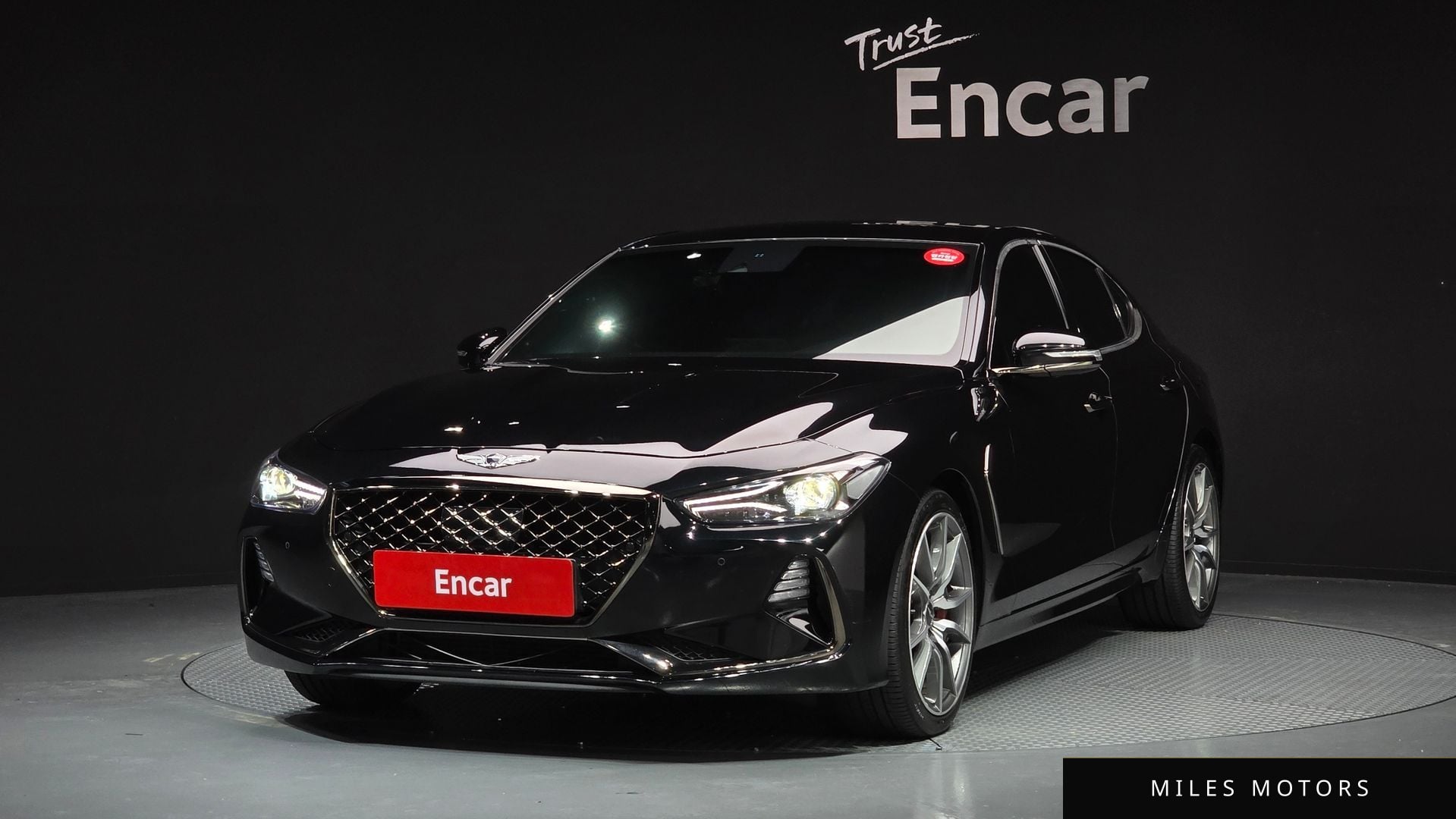 Genesis G70 2020 — фото 1 из 12