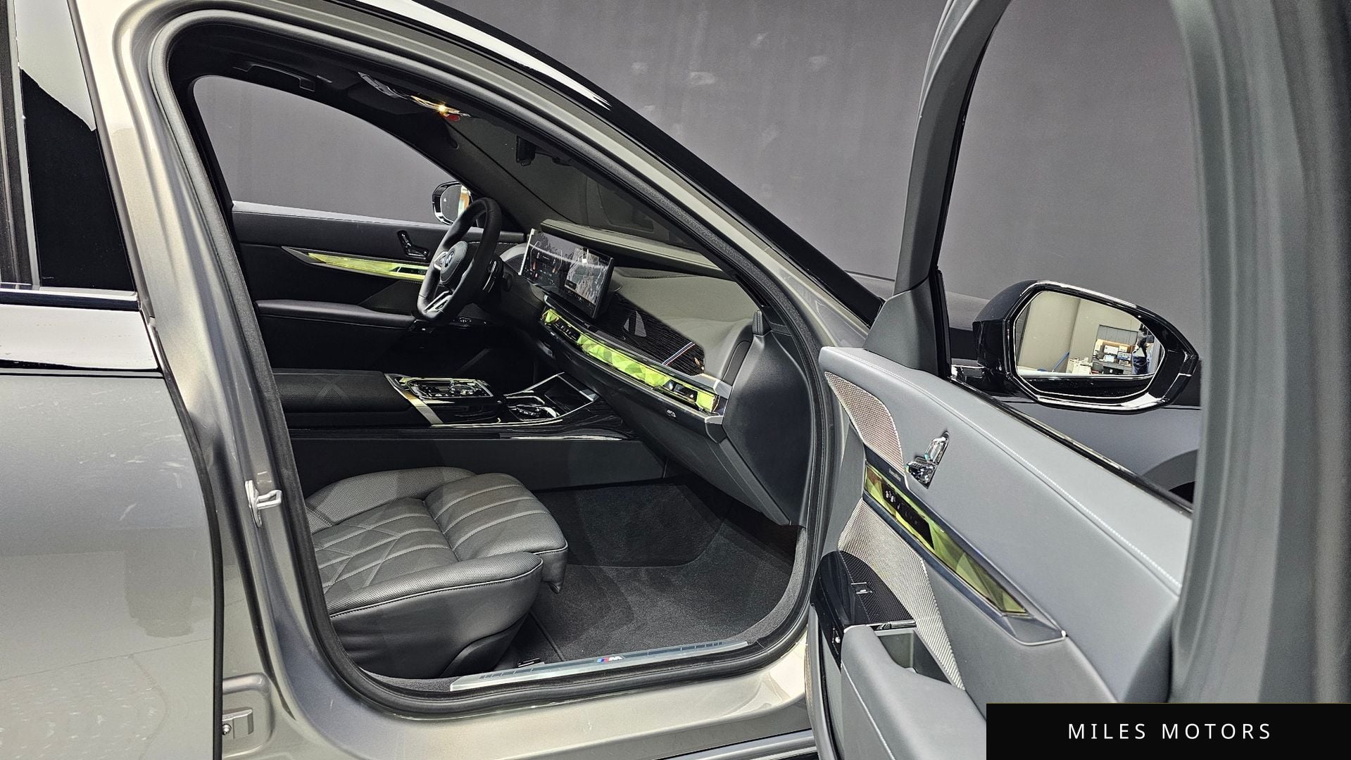 BMW 7 Series (G70) 2025 — миниатюра 10
