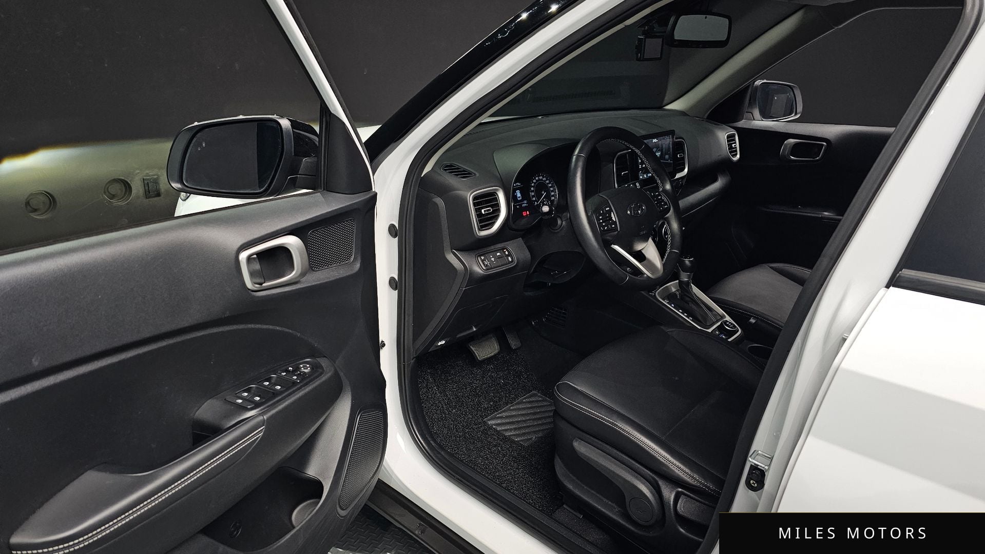 Hyundai Venue 2022 — миниатюра 11