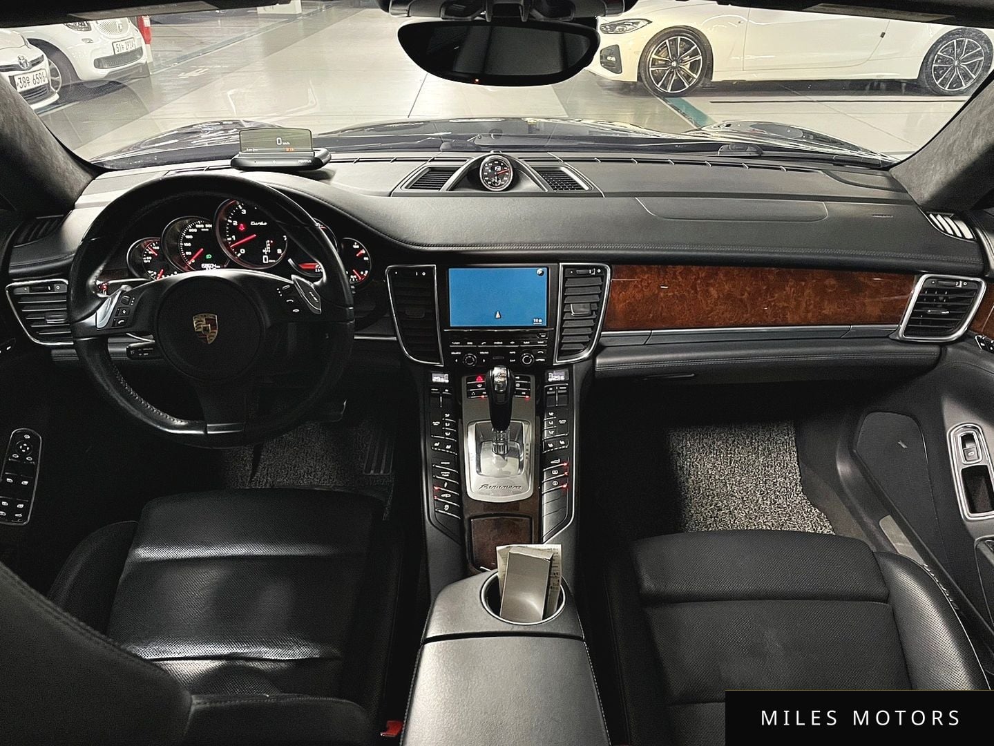 Porsche Panamera 2010 — миниатюра 7