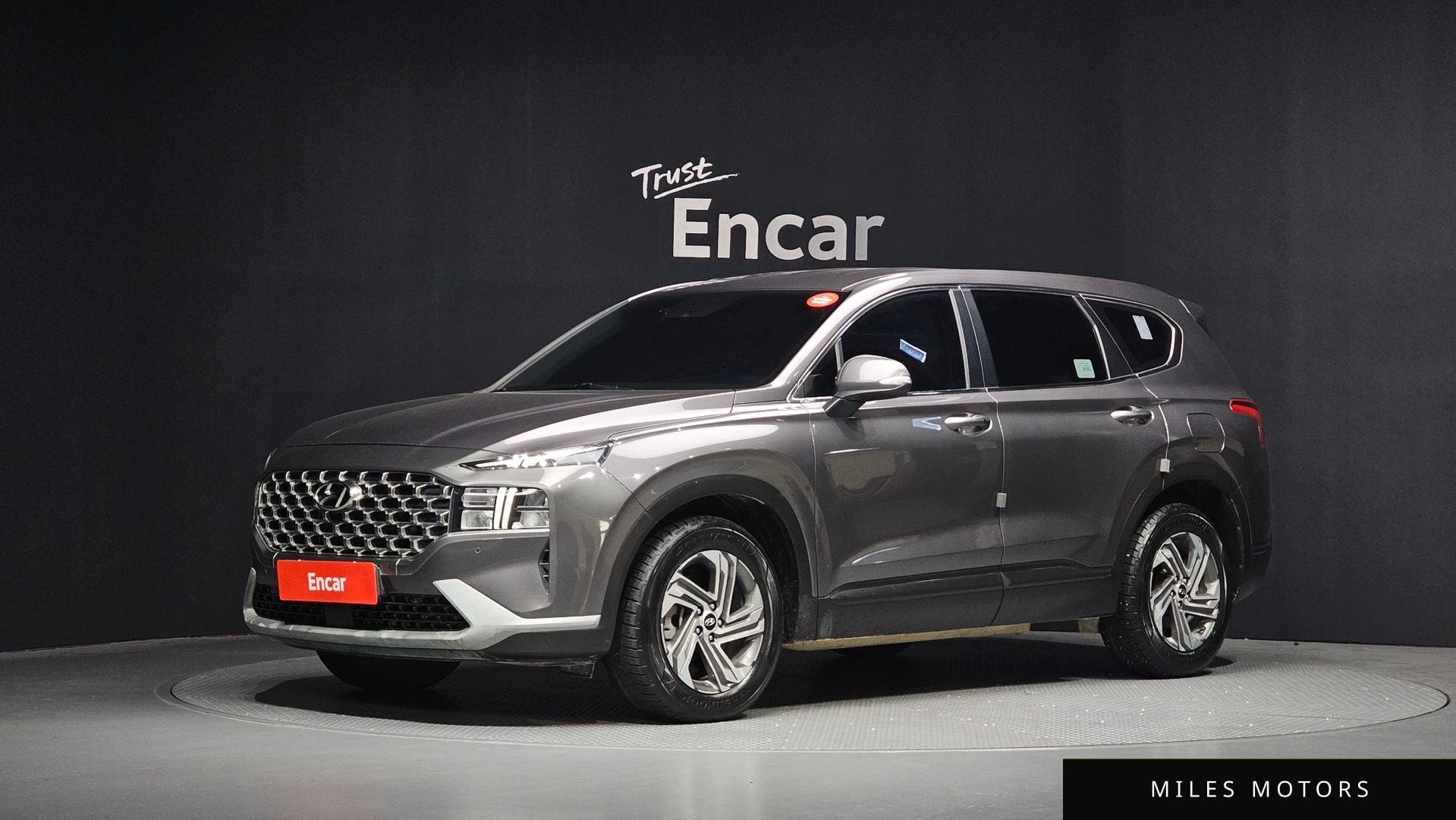 Hyundai Santafe 2023 — фото 1 из 12