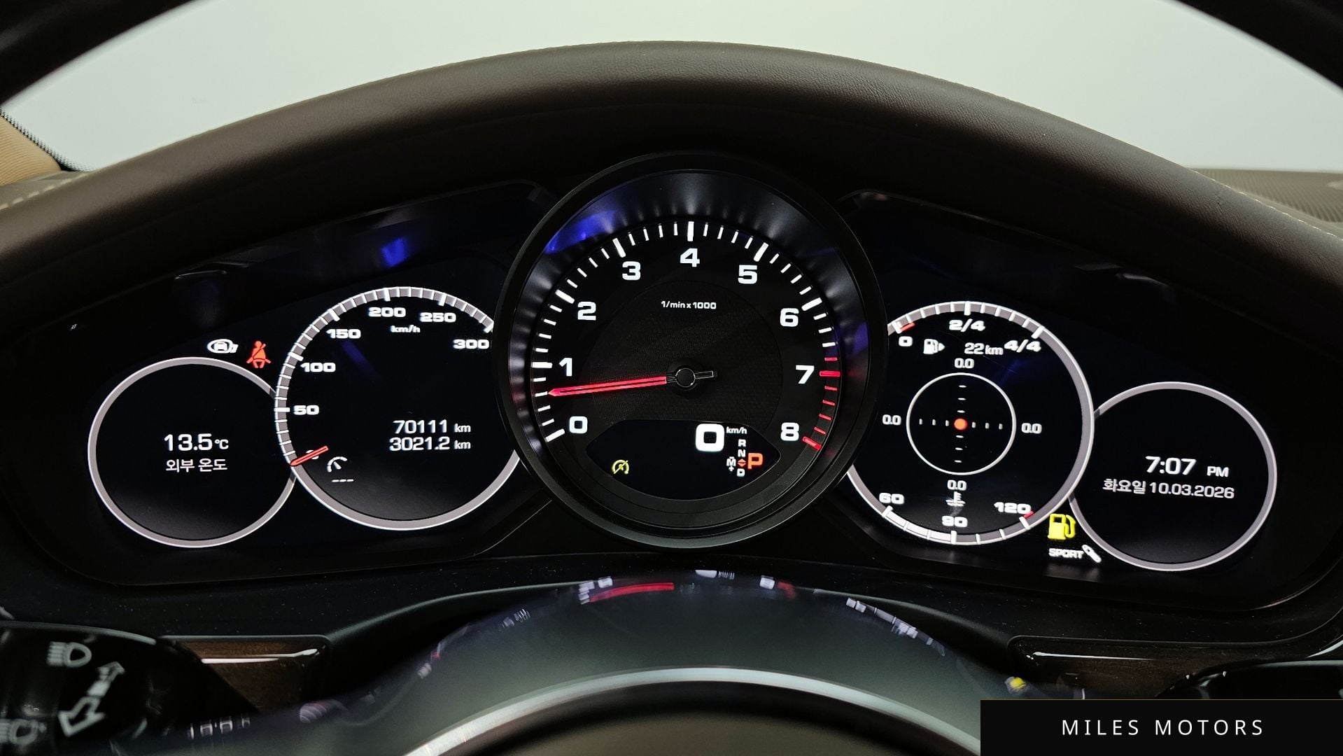 Porsche Panamera 2018 — миниатюра 7