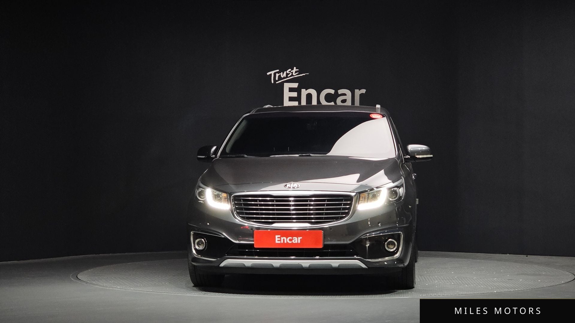 Kia Canival 2018 — миниатюра 3