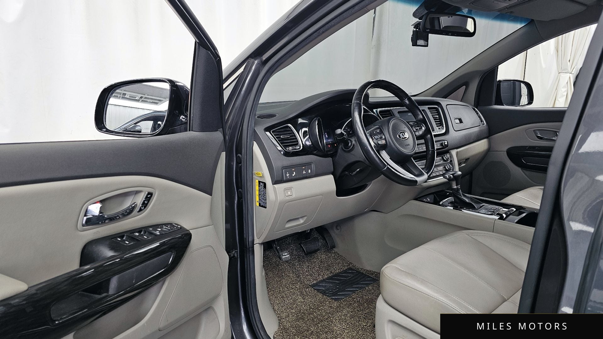 Kia Canival 2018 — миниатюра 10