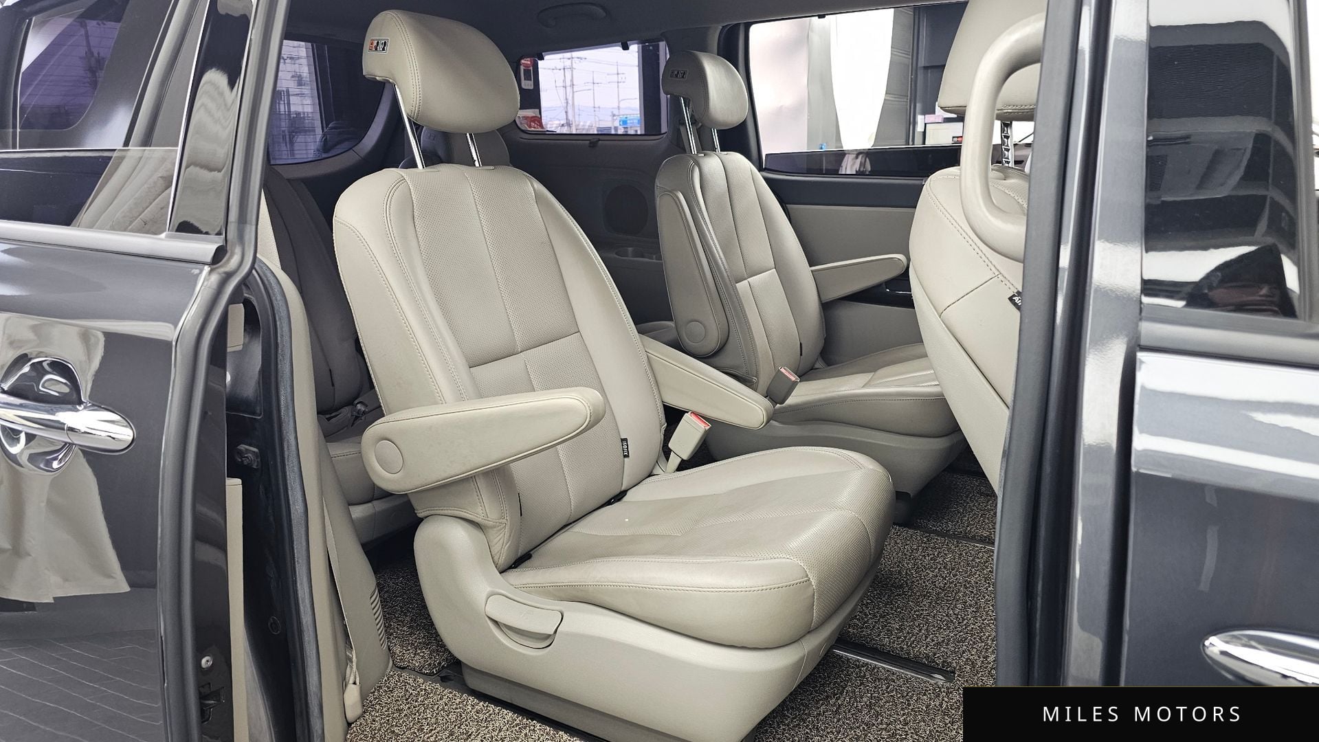 Kia Canival 2018 — миниатюра 12
