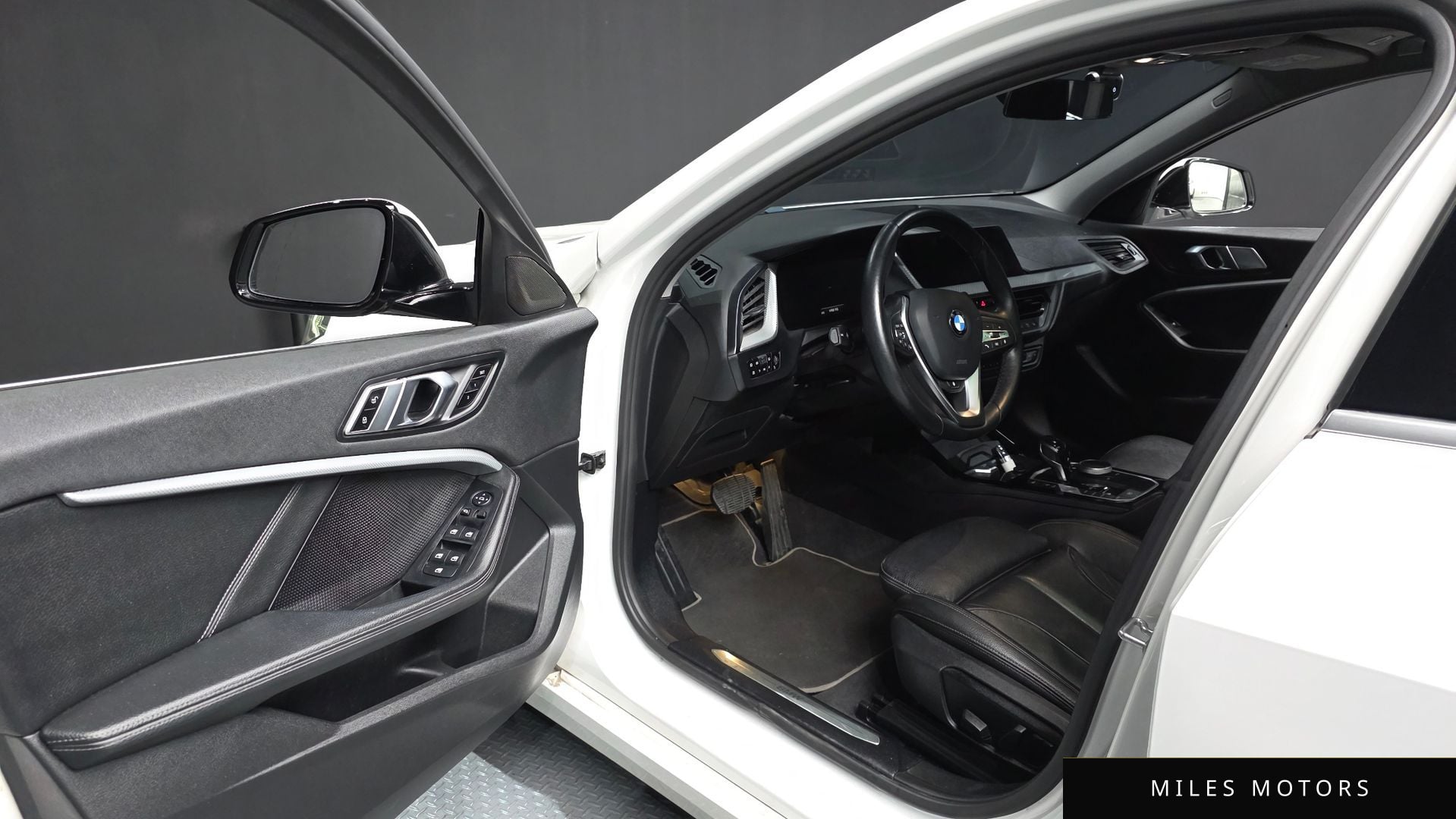 BMW 1 Series (F40) 2021 — миниатюра 9