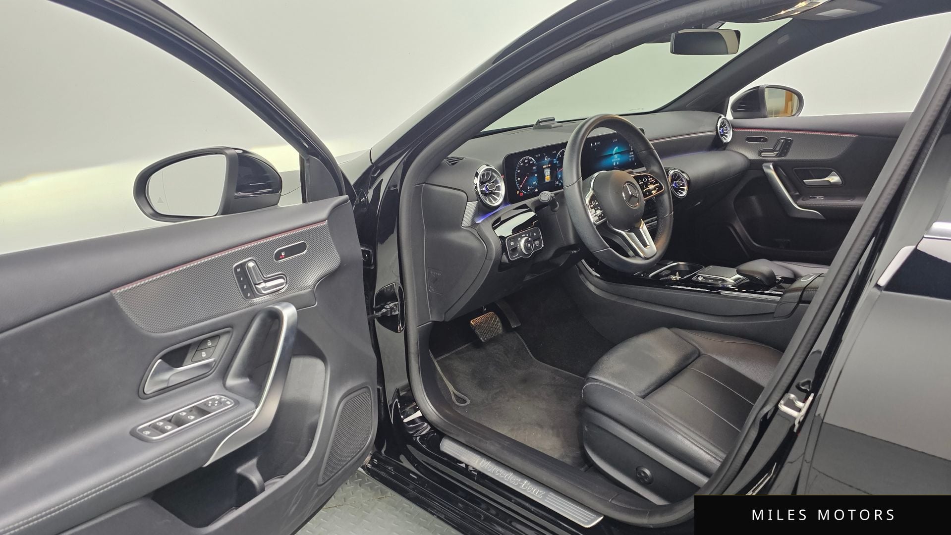 Mercedes-Benz A-Class W177 2022 — миниатюра 10